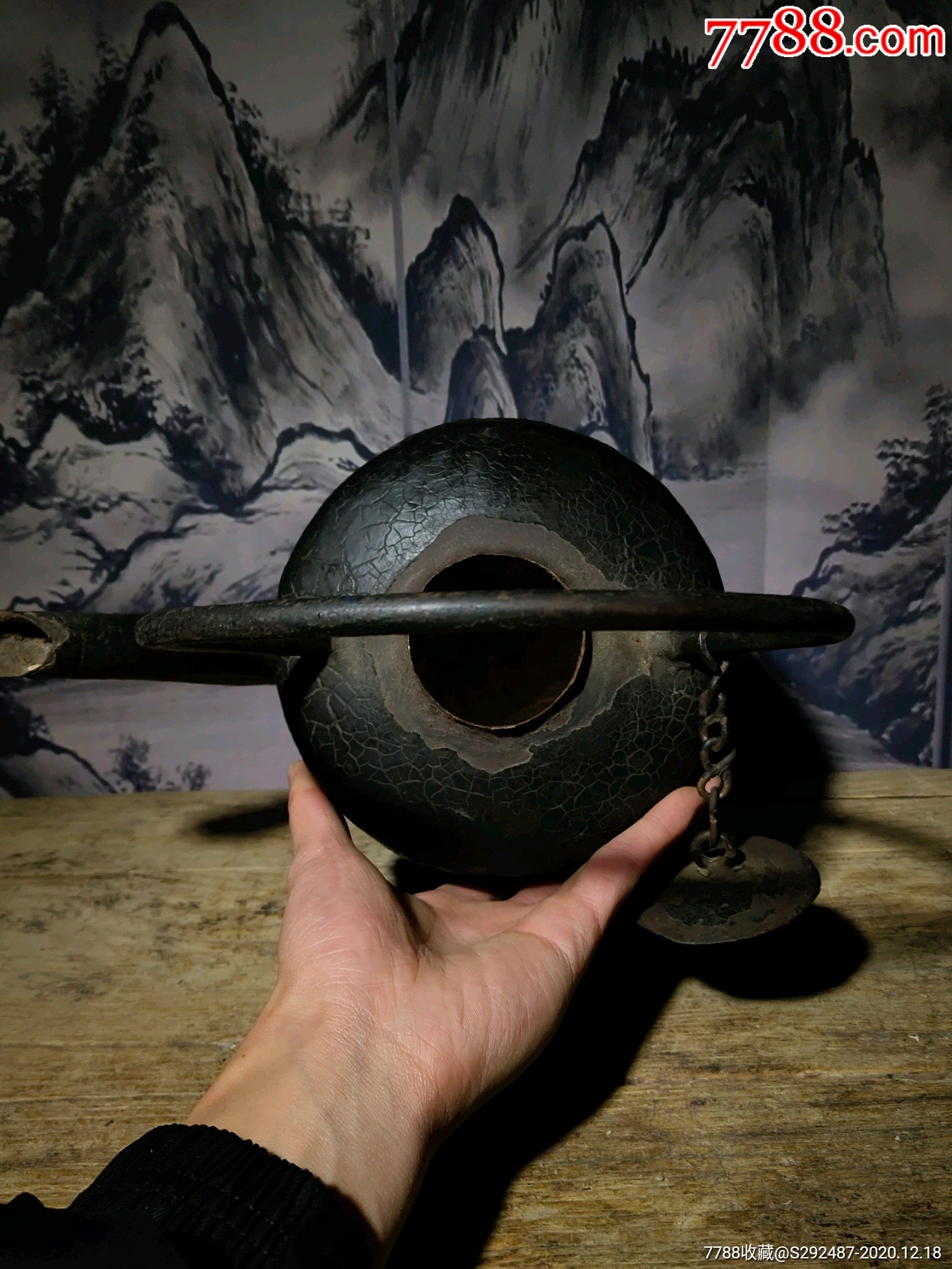 古铁铸提梁茶壶