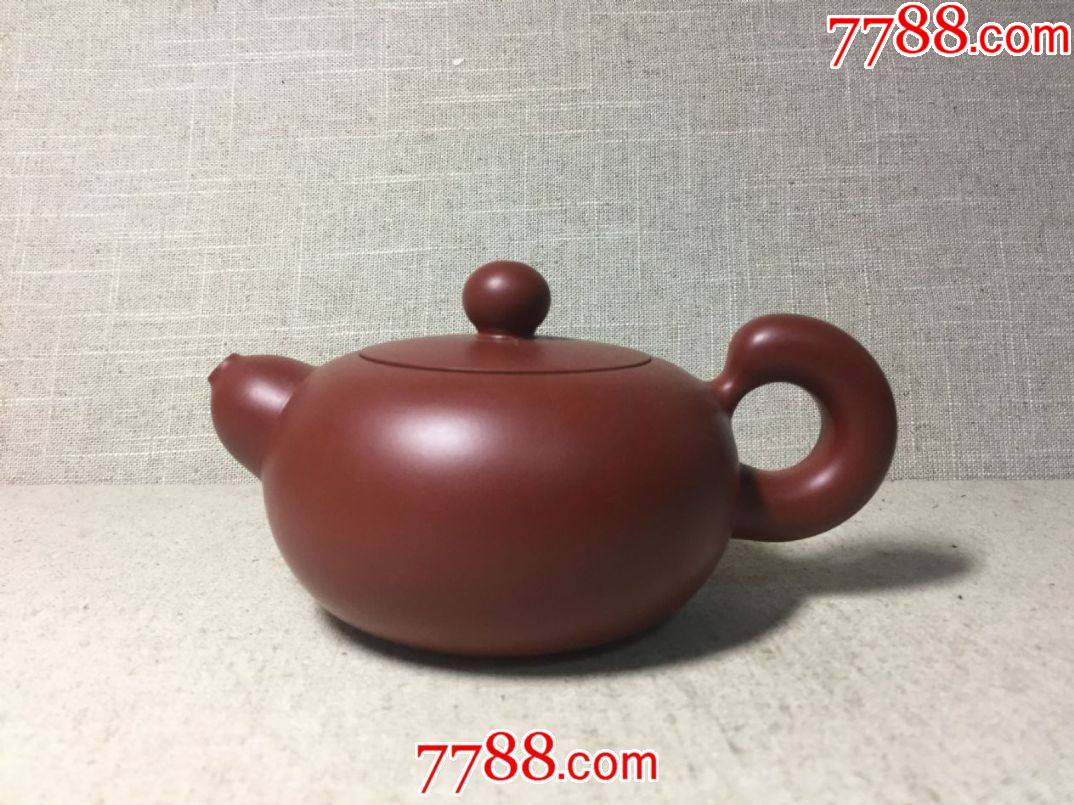 宜兴紫砂壶(邵美华制)