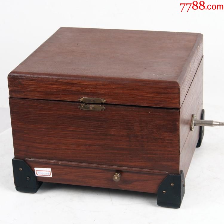 "商品>>>>￥1,2808品99日本三协古董古玩老式瓷器雕塑首饰盒八音