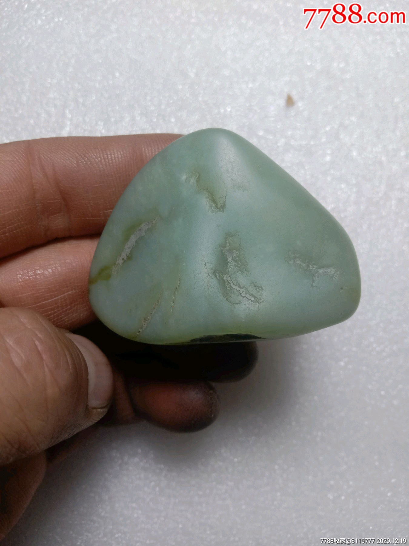 高货收藏品,和田玉鸭蛋青籽料