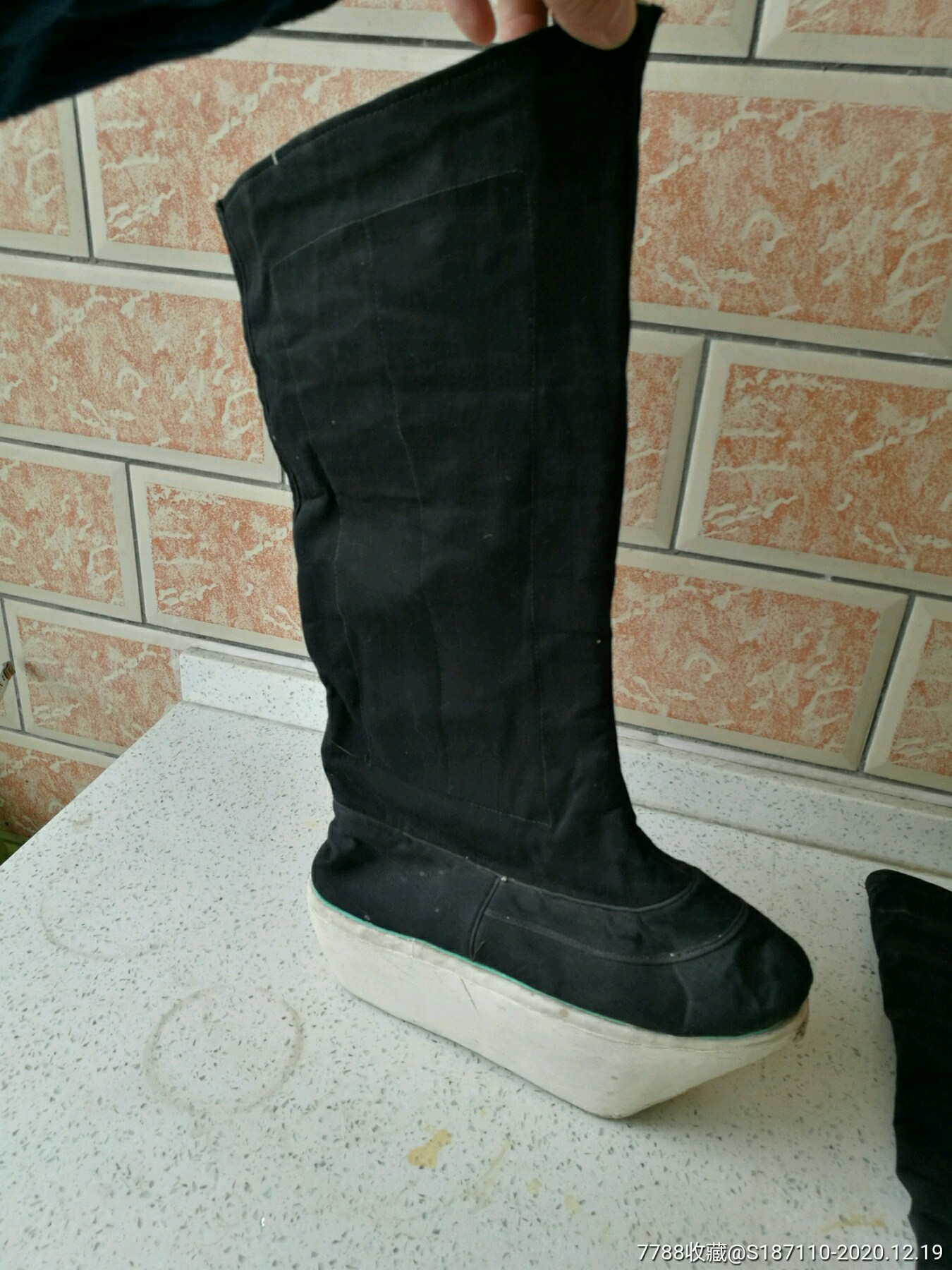 唱戏用高筒高底靴子