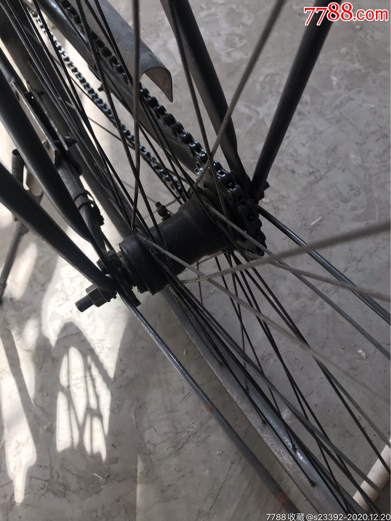 老二八弯梁自行车