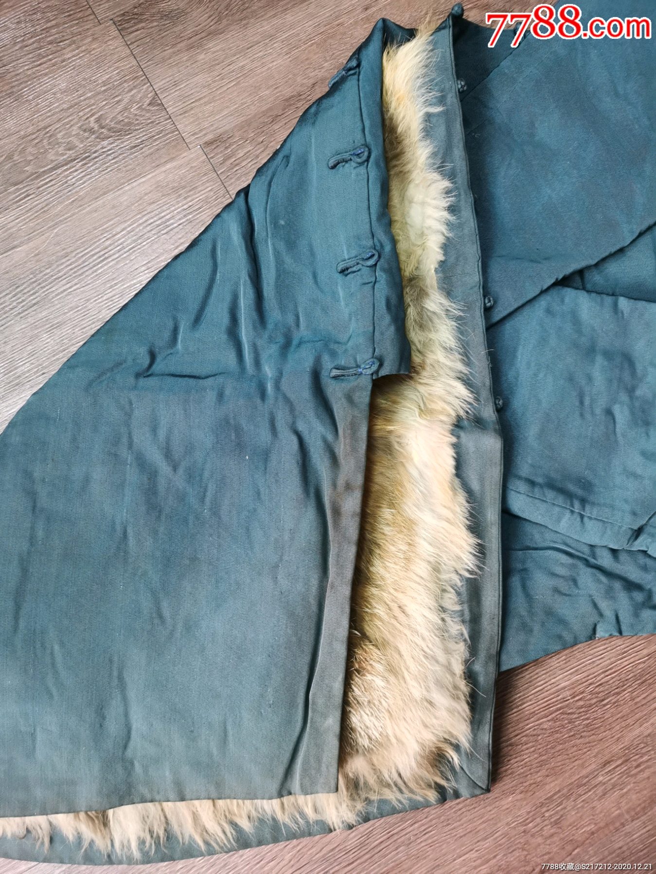 民国时期皮草长衫