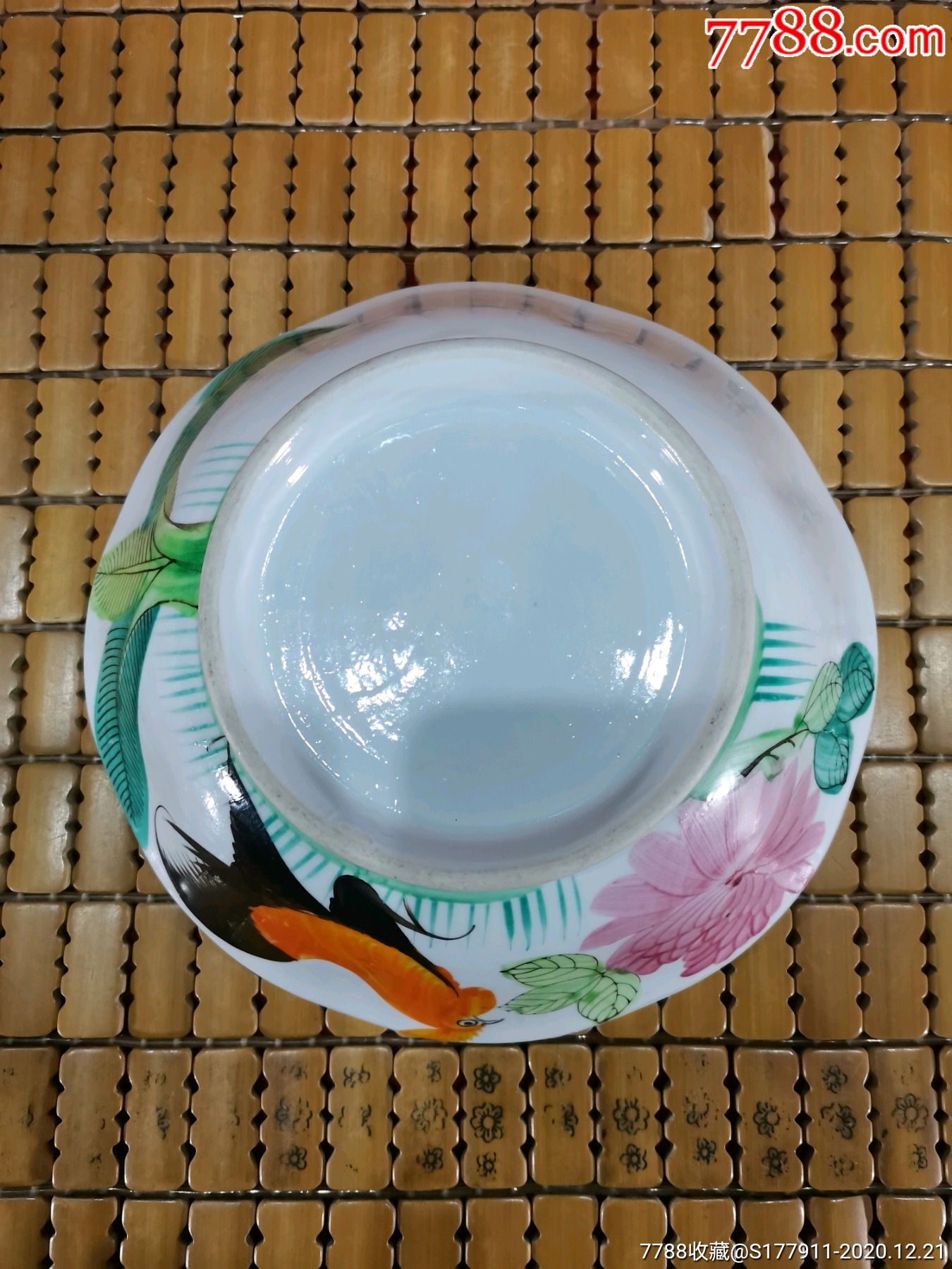 民国漂亮大公鸡葵口碗