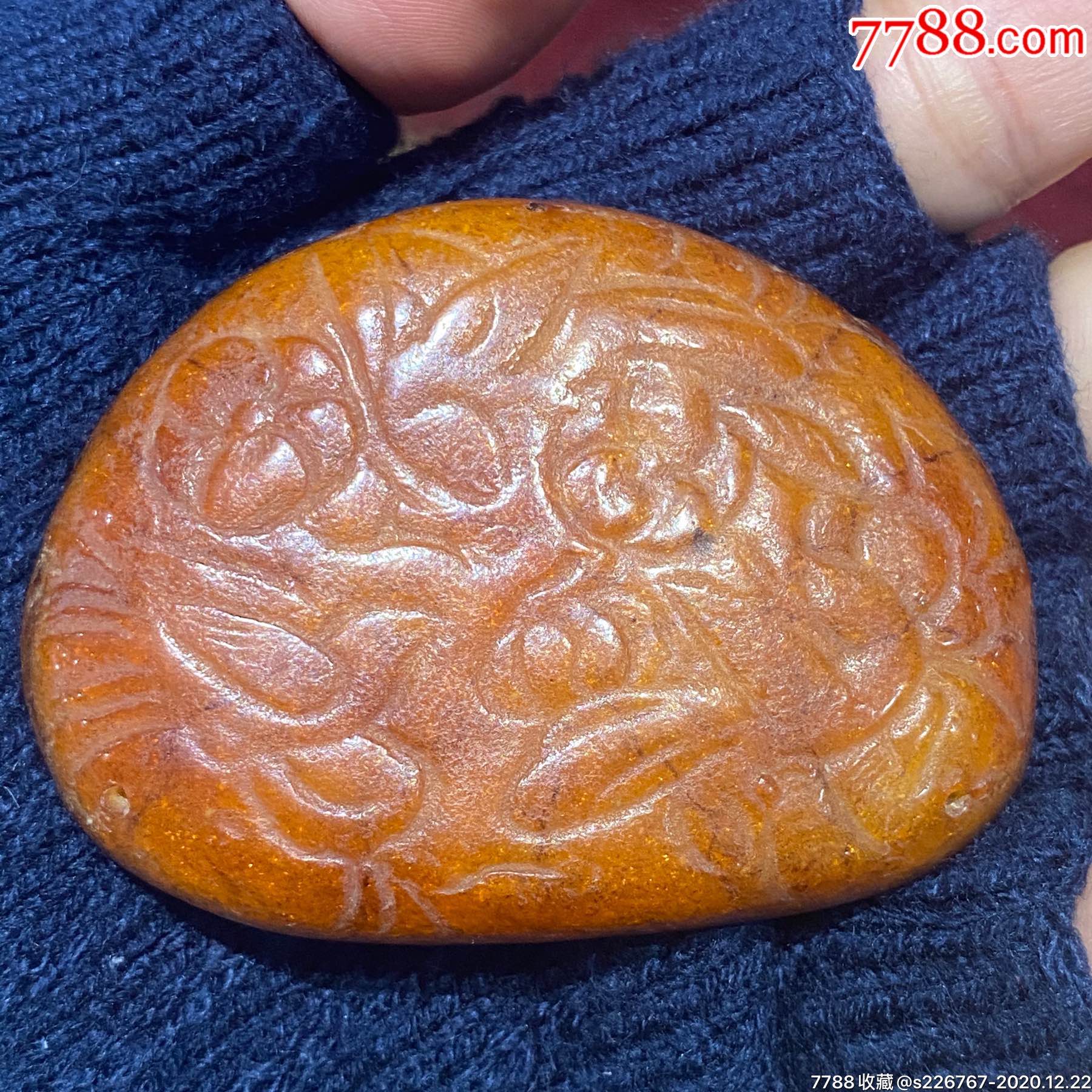 清代喜上眉梢老蜜蜡大帽花