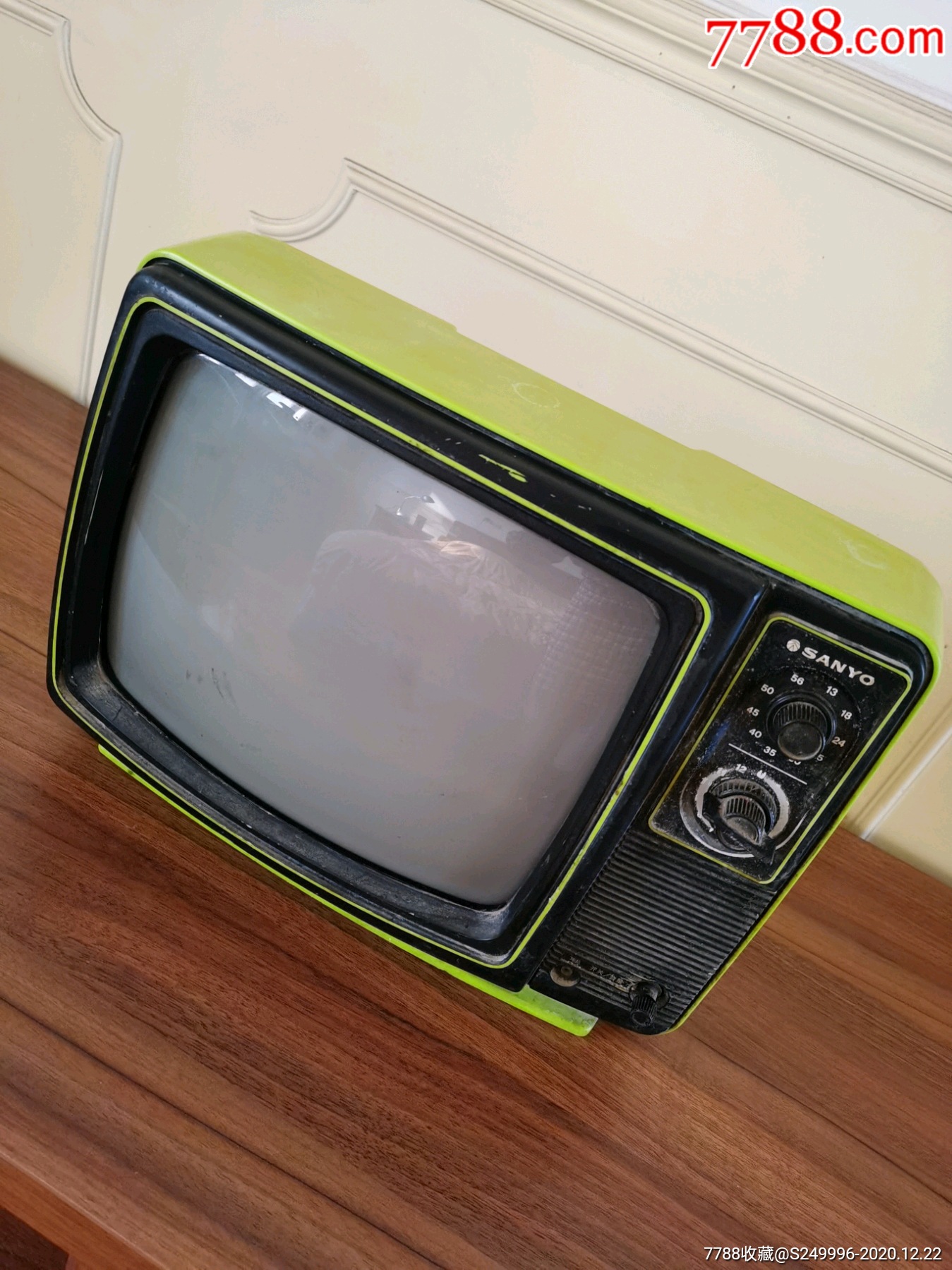 三洋黑白电视机