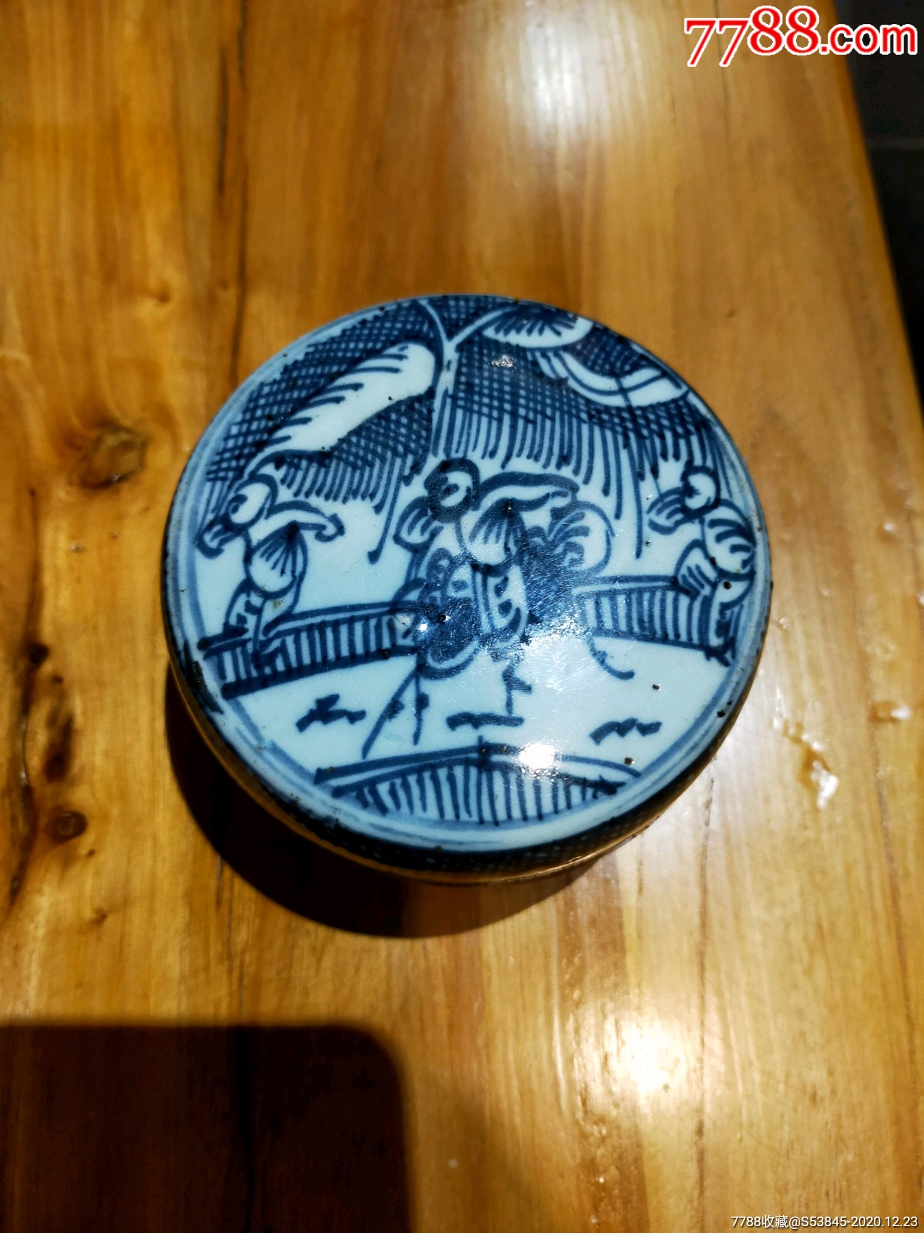 清代青花人物印泥盒_青花瓷_产地图片_收藏价值_7788奇石收藏