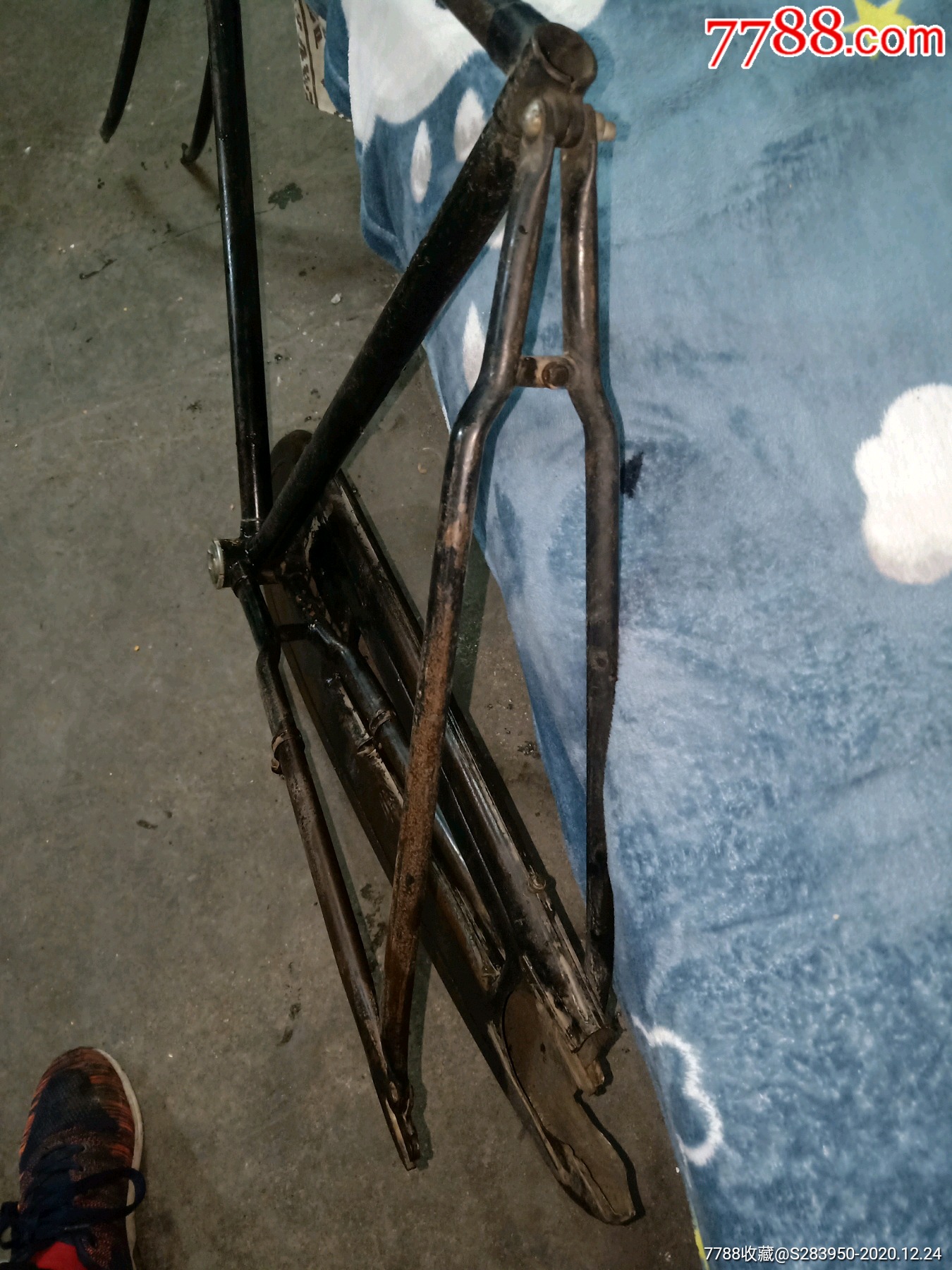 老凤头自行车车架一个-车辆配件-7788乐器收藏