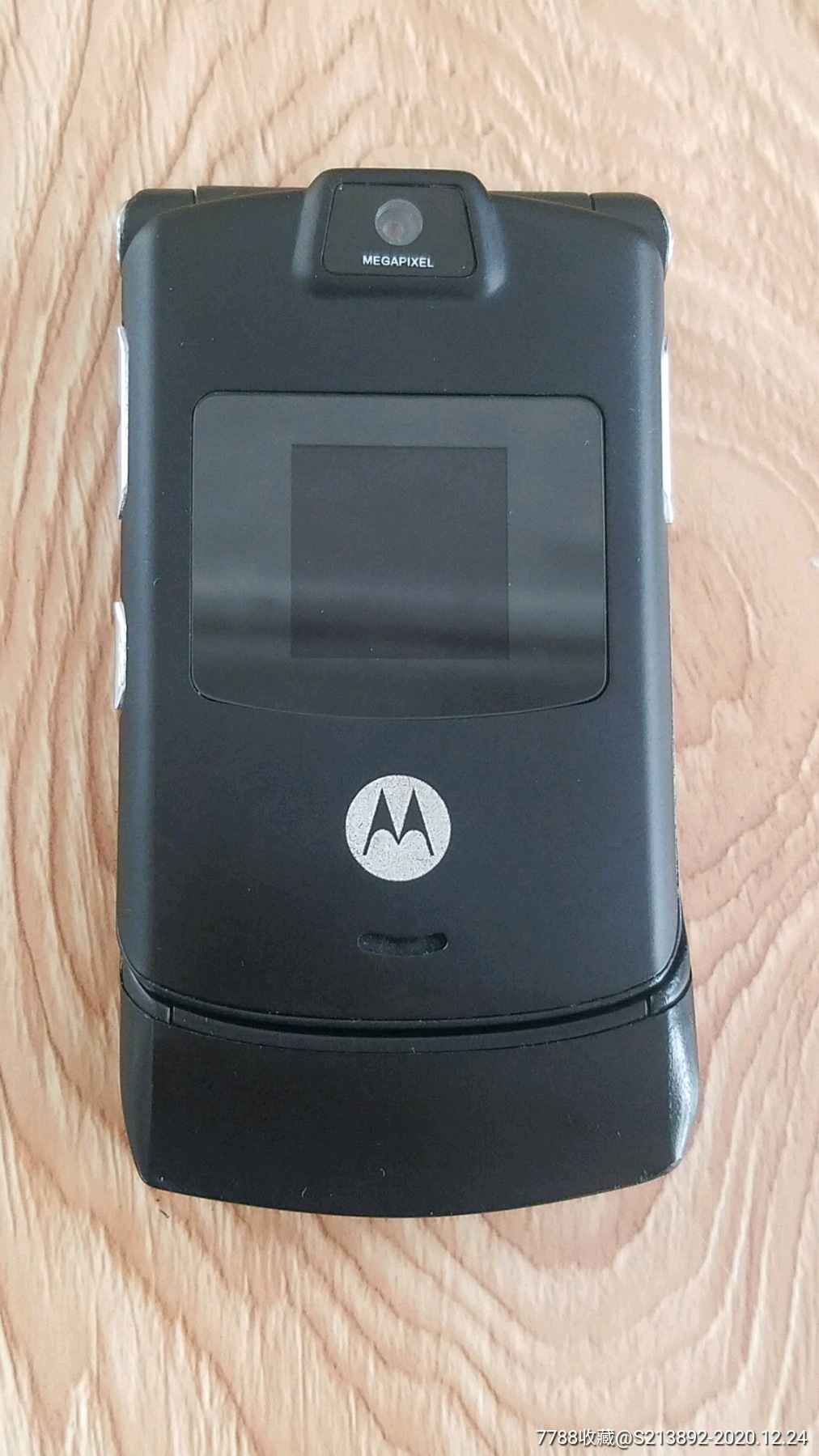 摩托罗拉翻盖手机