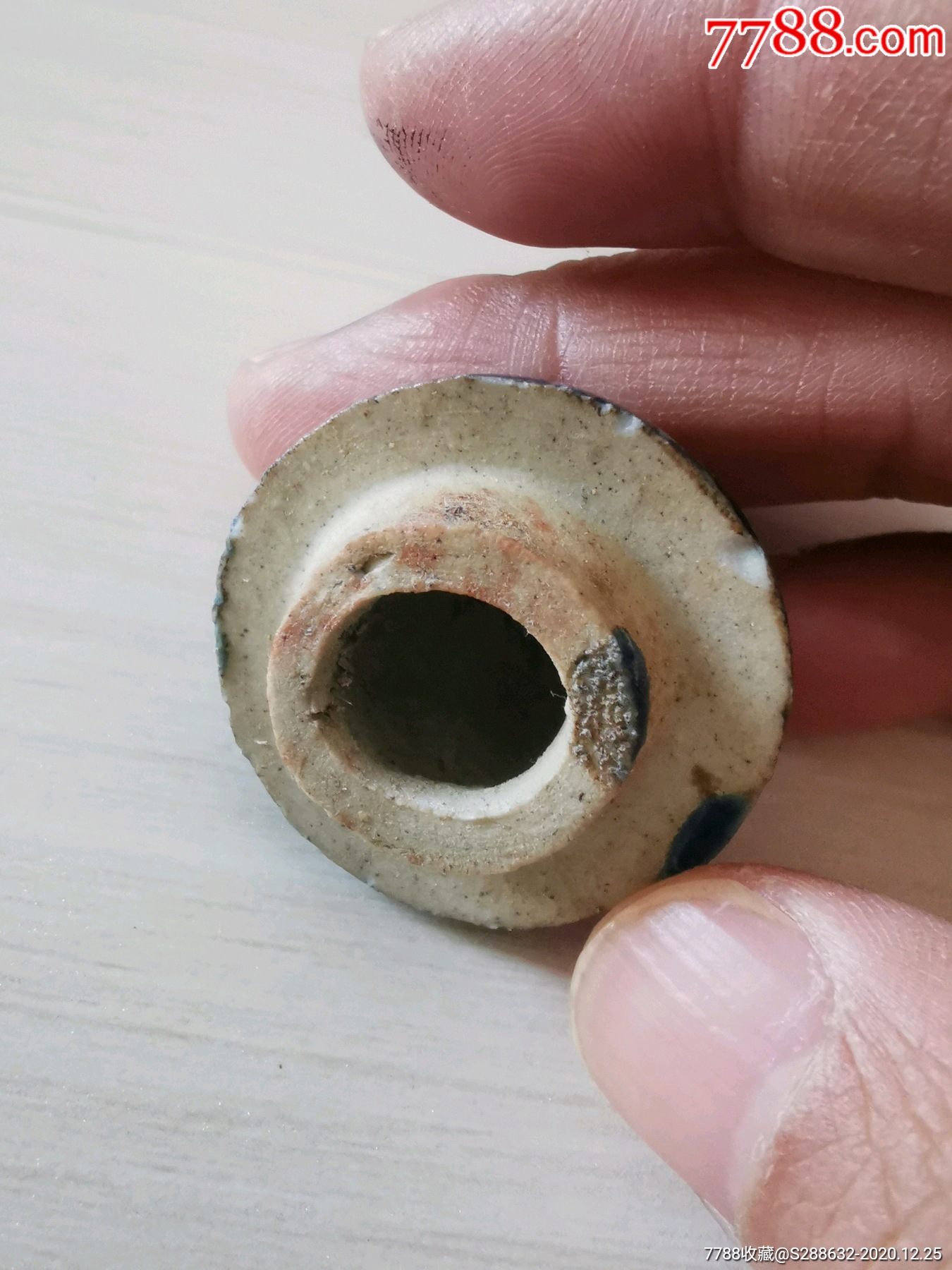 元代霁蓝釉鸡首壶