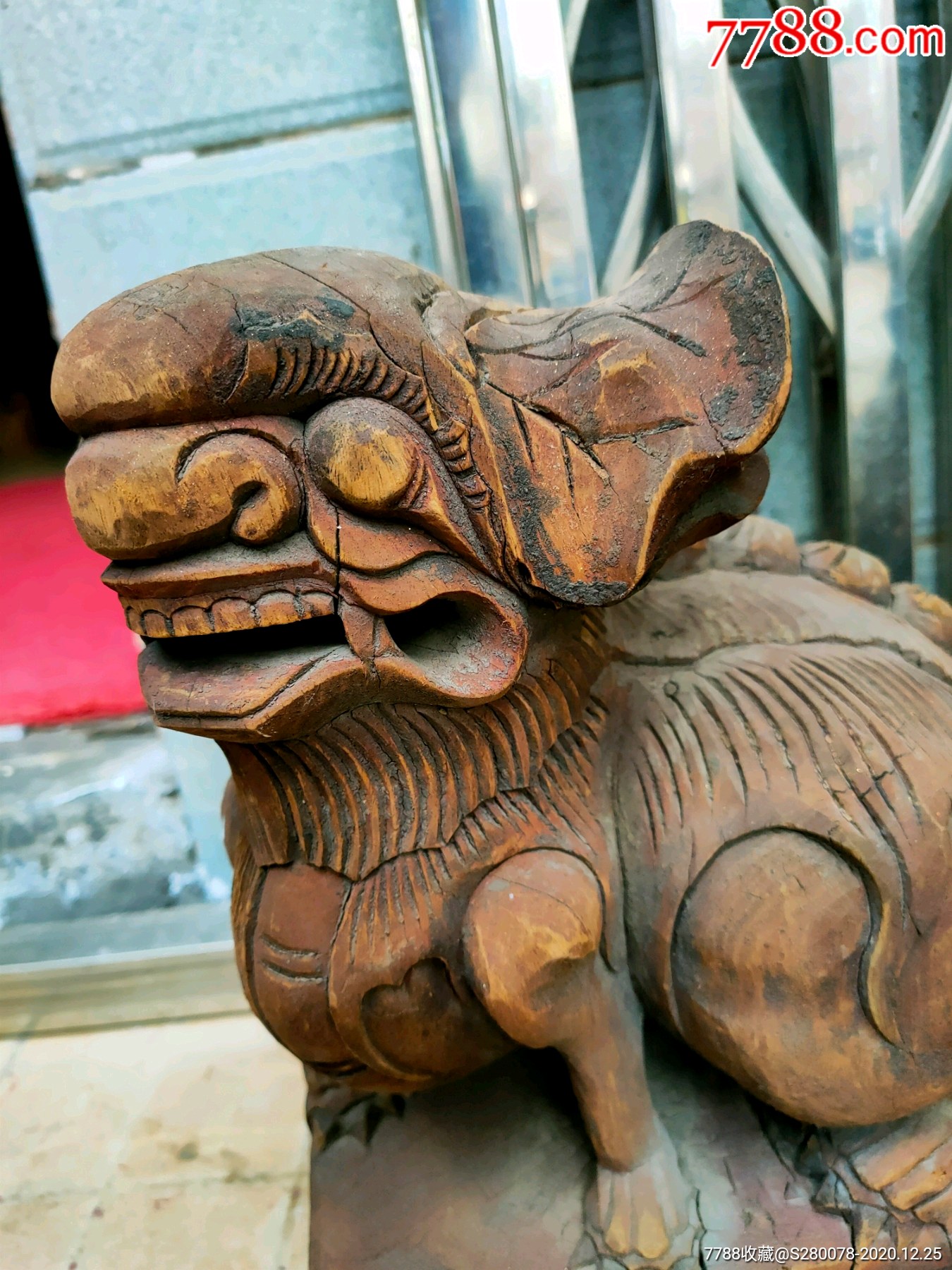 清代木雕狮子一对