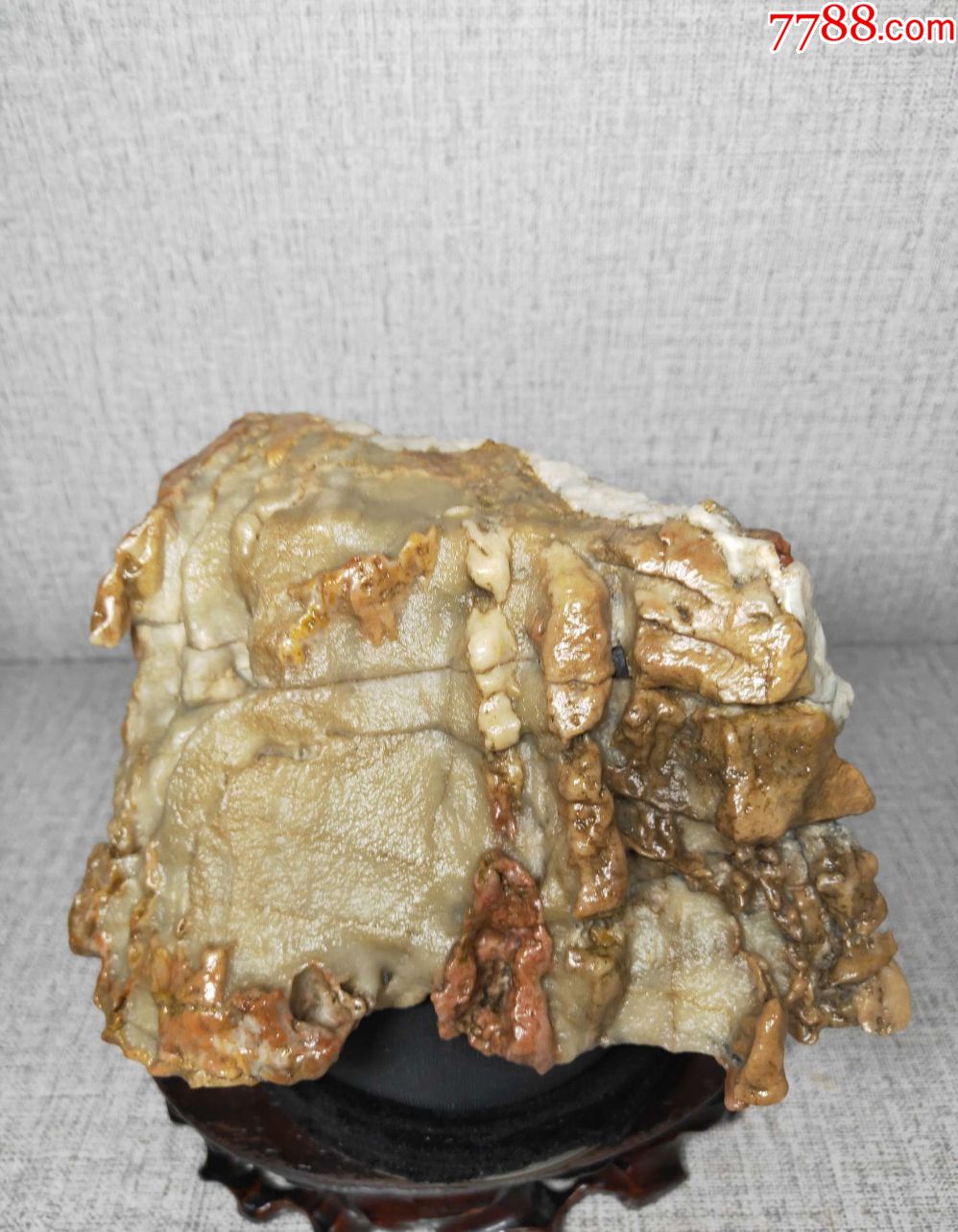 4496新疆玉化风凌原石摆件2350克