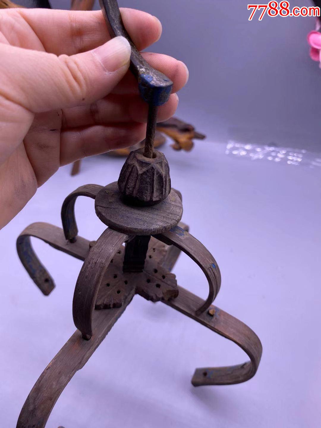 老鸟笼挂钩,尺寸25厘米,品相如图,100包快递