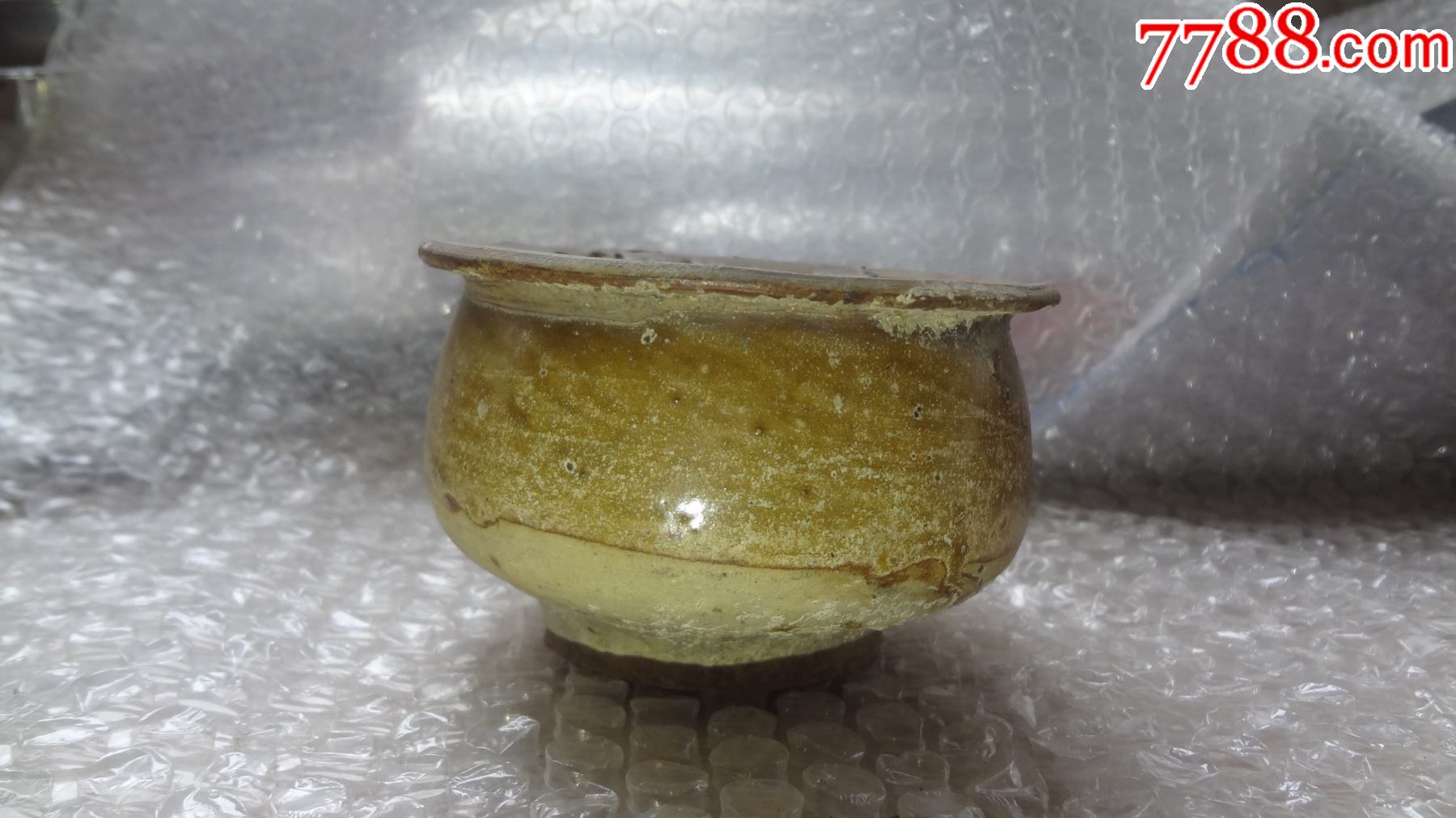 唐代黄釉高足香炉