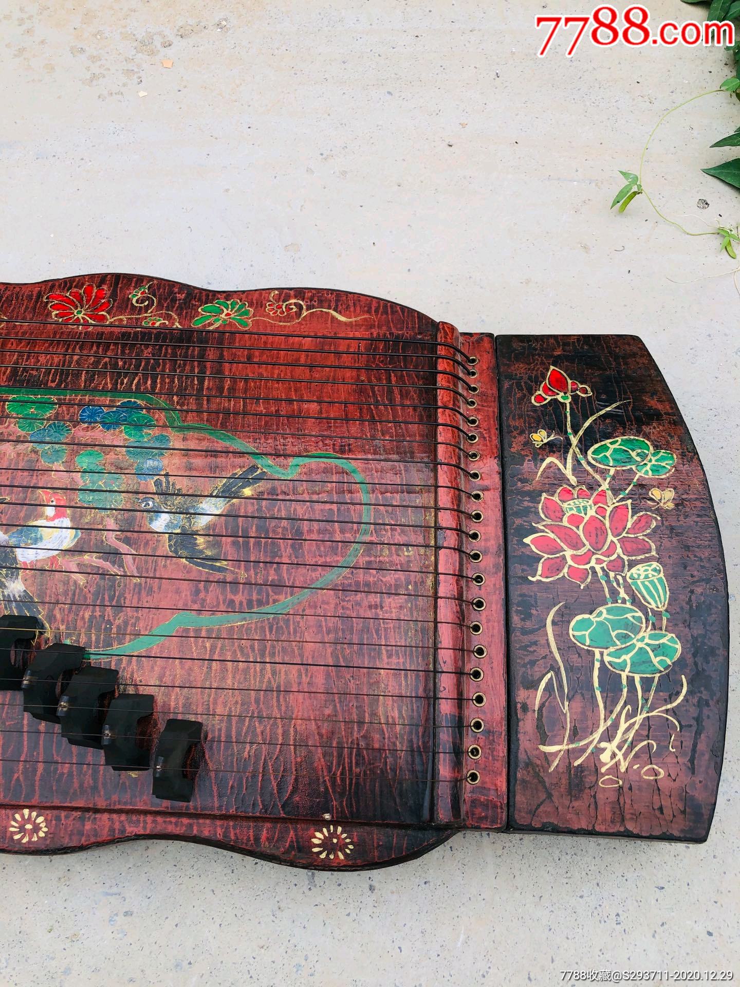 清代古筝,描金彩绘,做工精致,品相如图,弹奏声音清脆,保存完好_古筝