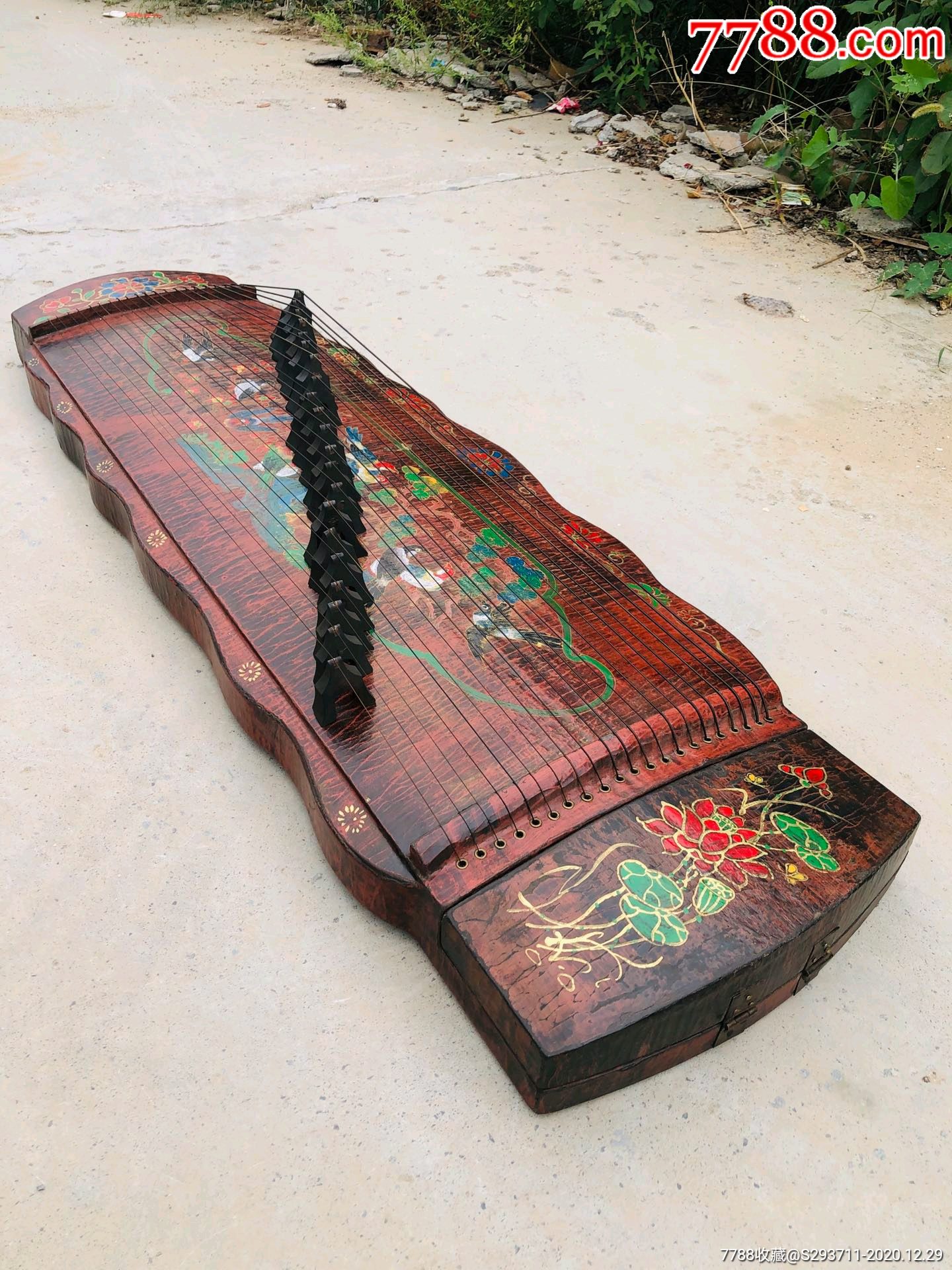 清代古筝,描金彩绘,做工精致,品相如图,弹奏声音清脆,保存完好_古筝