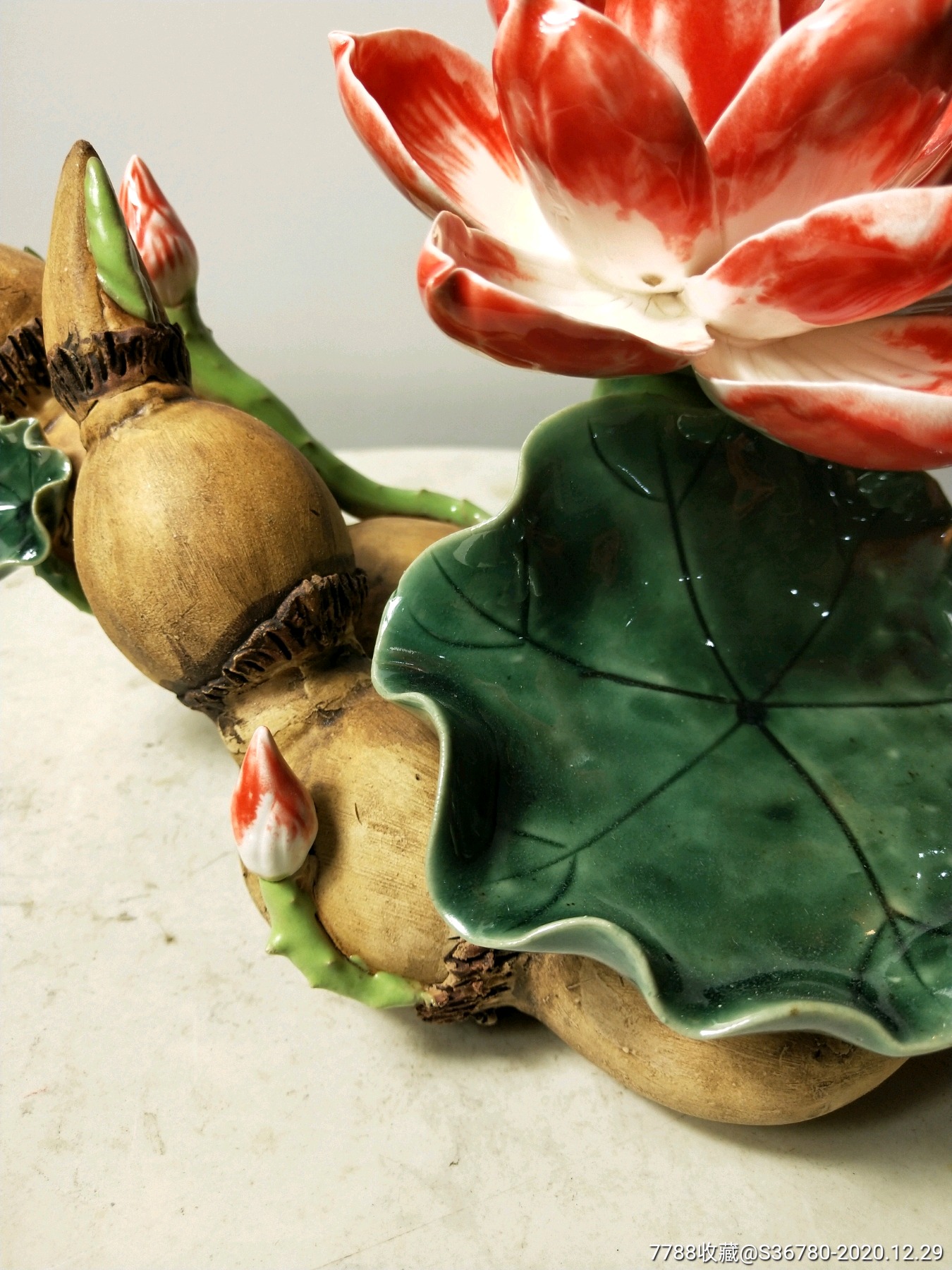 佛山陶瓷工艺瓷质摆件艺术品莲藕荷花一个