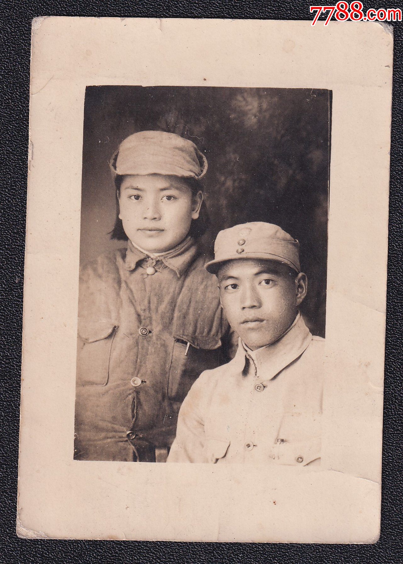 民国年代八路军老照片3张(尺寸约3.7*5.3-7.3*10.4厘米)