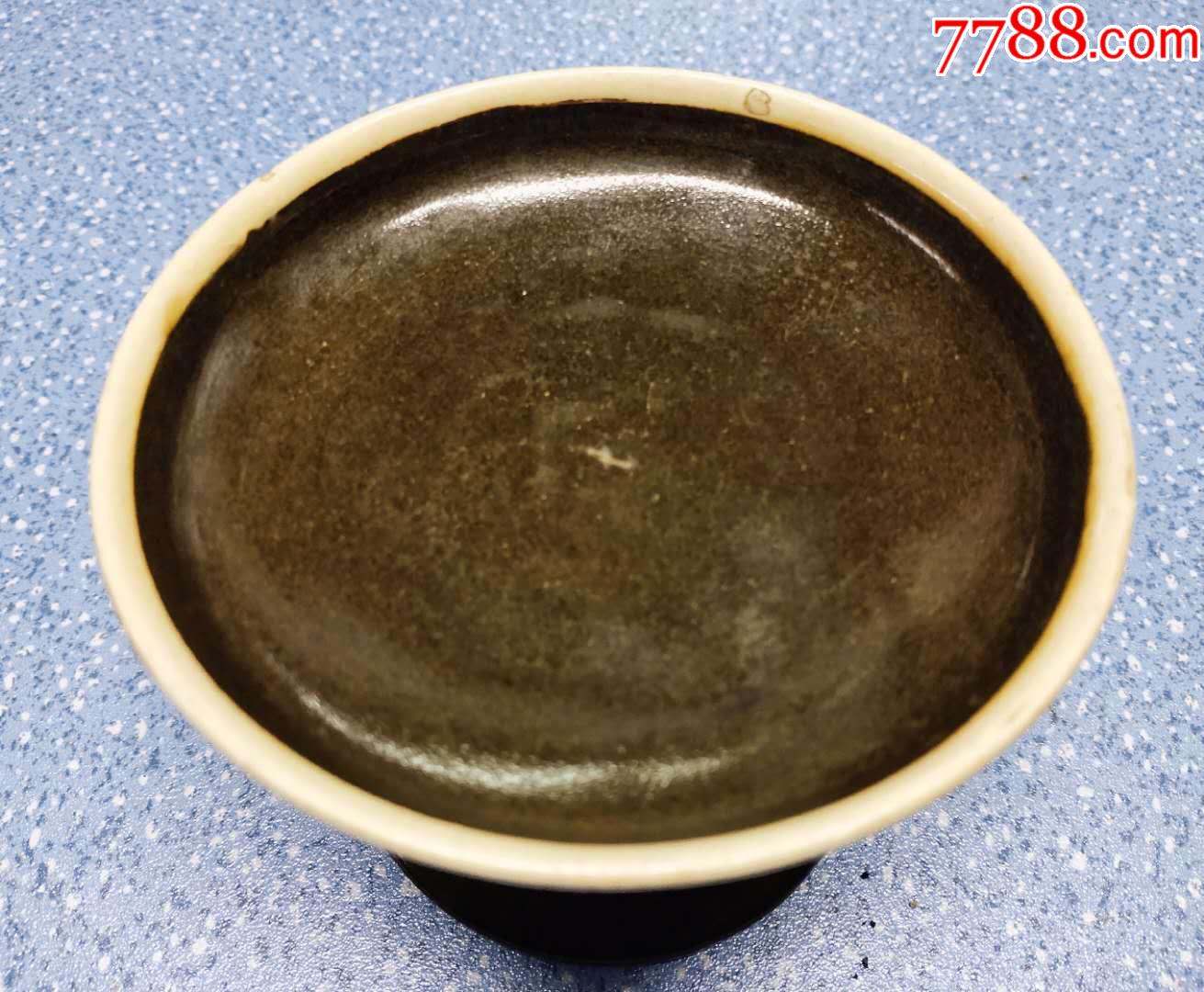 茶叶末釉白覆轮高足盘