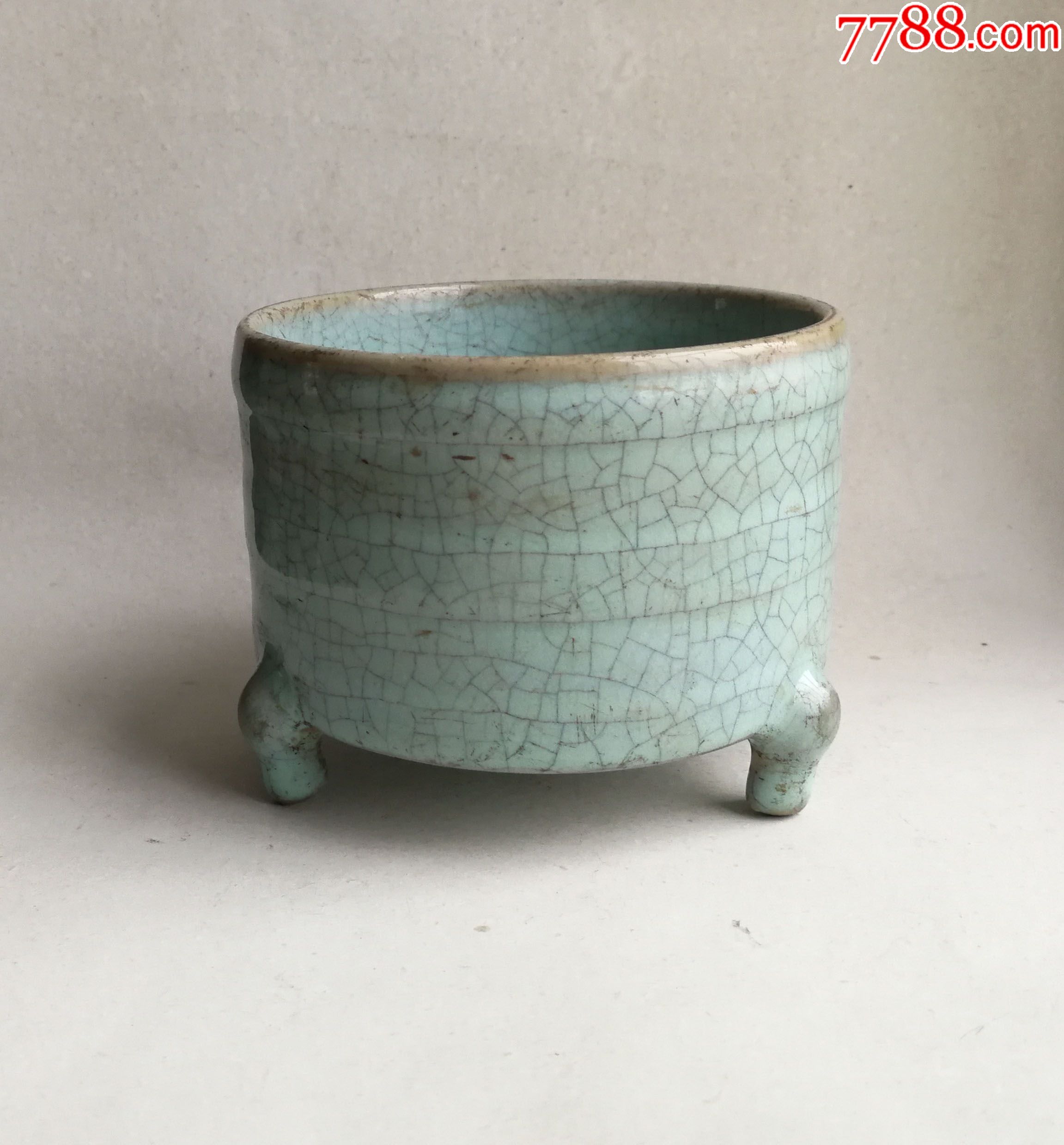 老仿汝窑三足香炉_蓝釉瓷_第1张_7788瓷器
