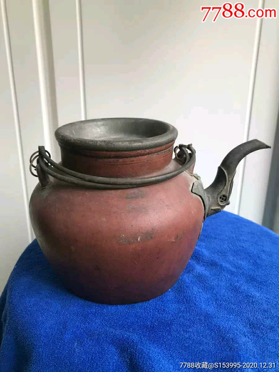 包锡紫砂壶.