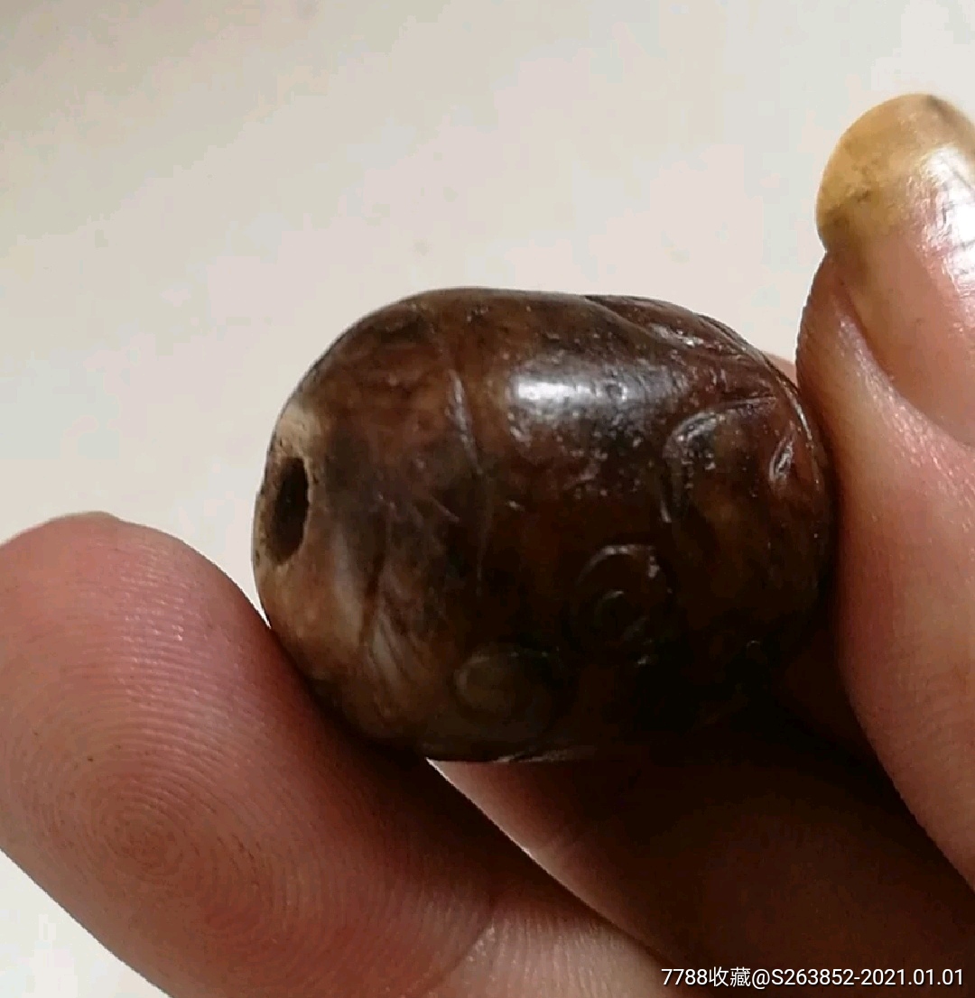 汉代新疆和田玉黄沁玉珠