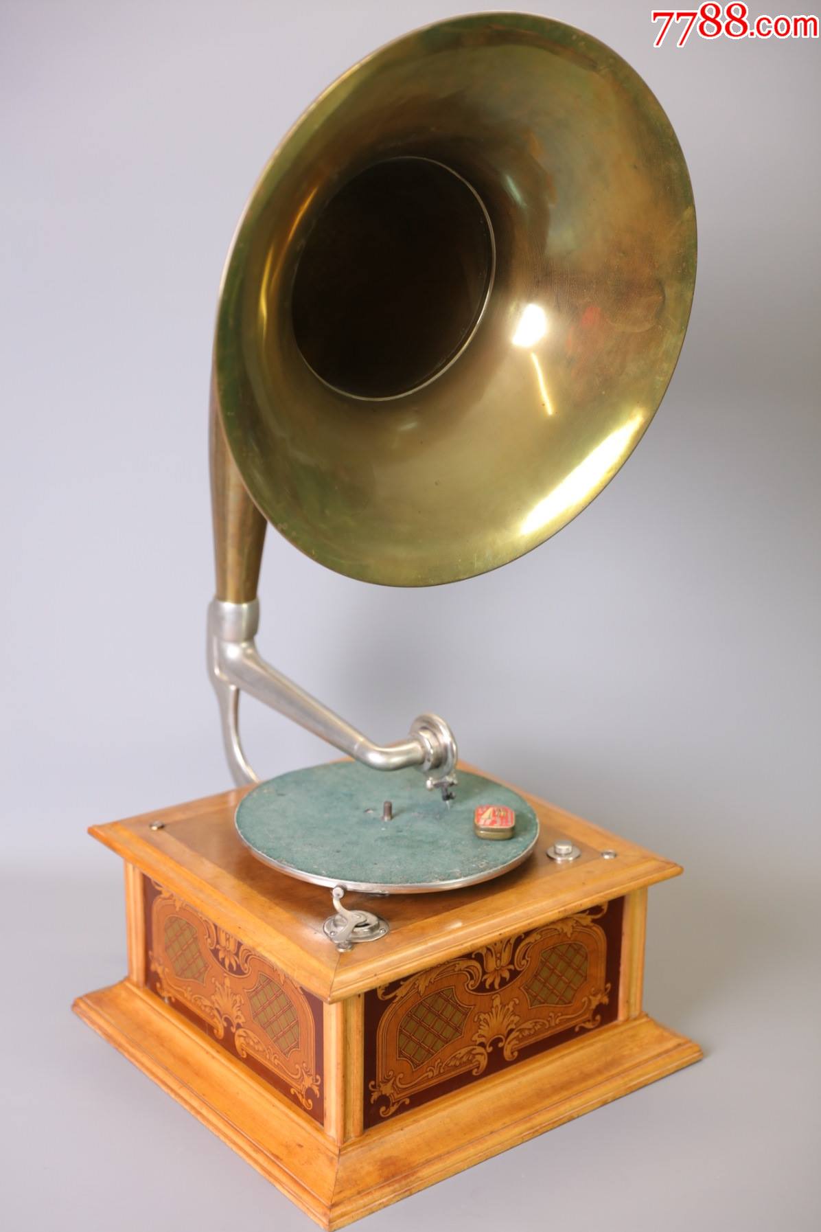上世纪初瑞士全铜大喇叭古董机械手摇留声机老唱机单机芯驱动