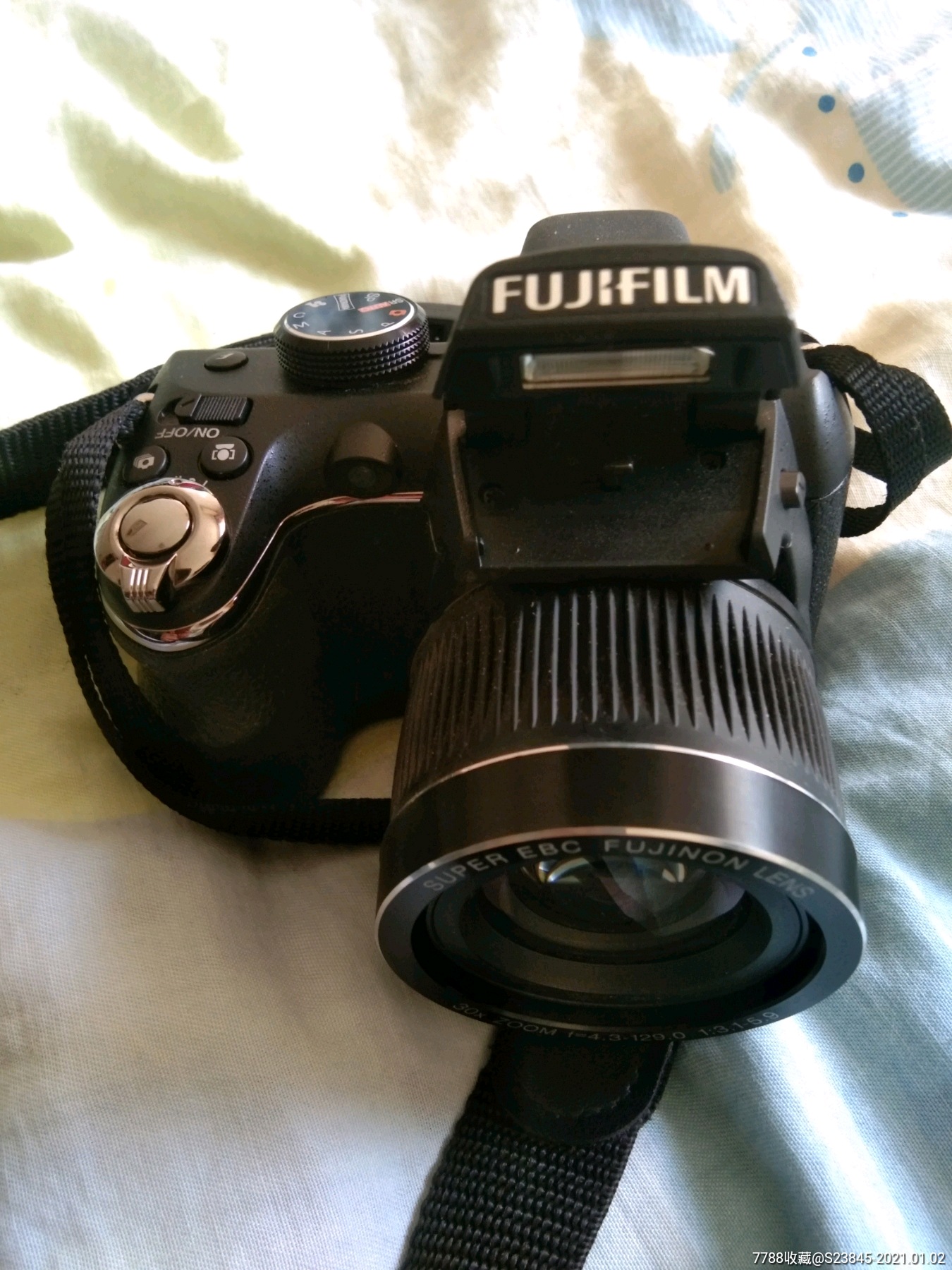 新收的二手富士数码相机