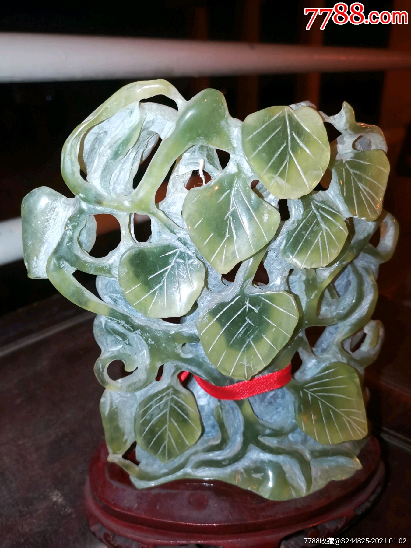 锈玉葫芦摆件,造型美观,寓意极好,摆设