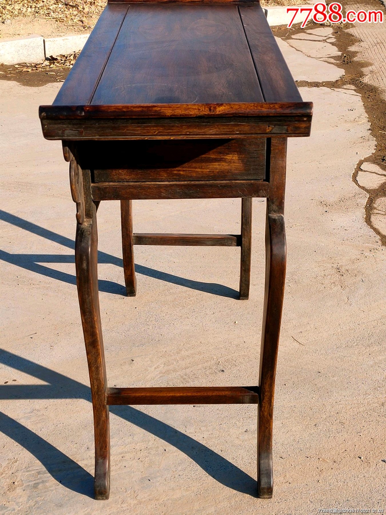 七十年代花梨木翘头供桌,书桌,皮壳包浆一流,全品无修补,正常使用