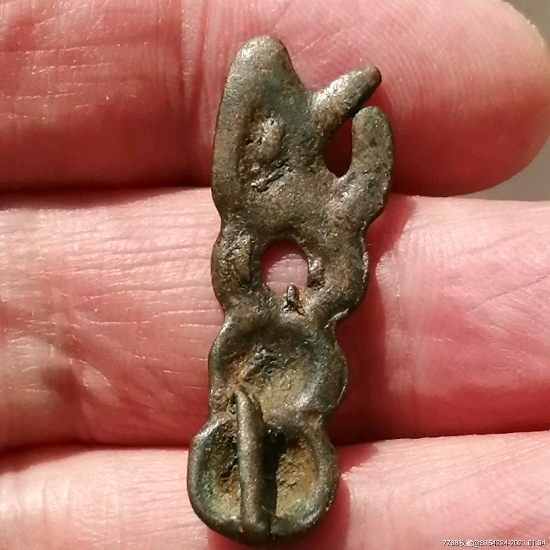 鄂尔多斯游牧民族青铜挂件-铜杂件-7788唱机