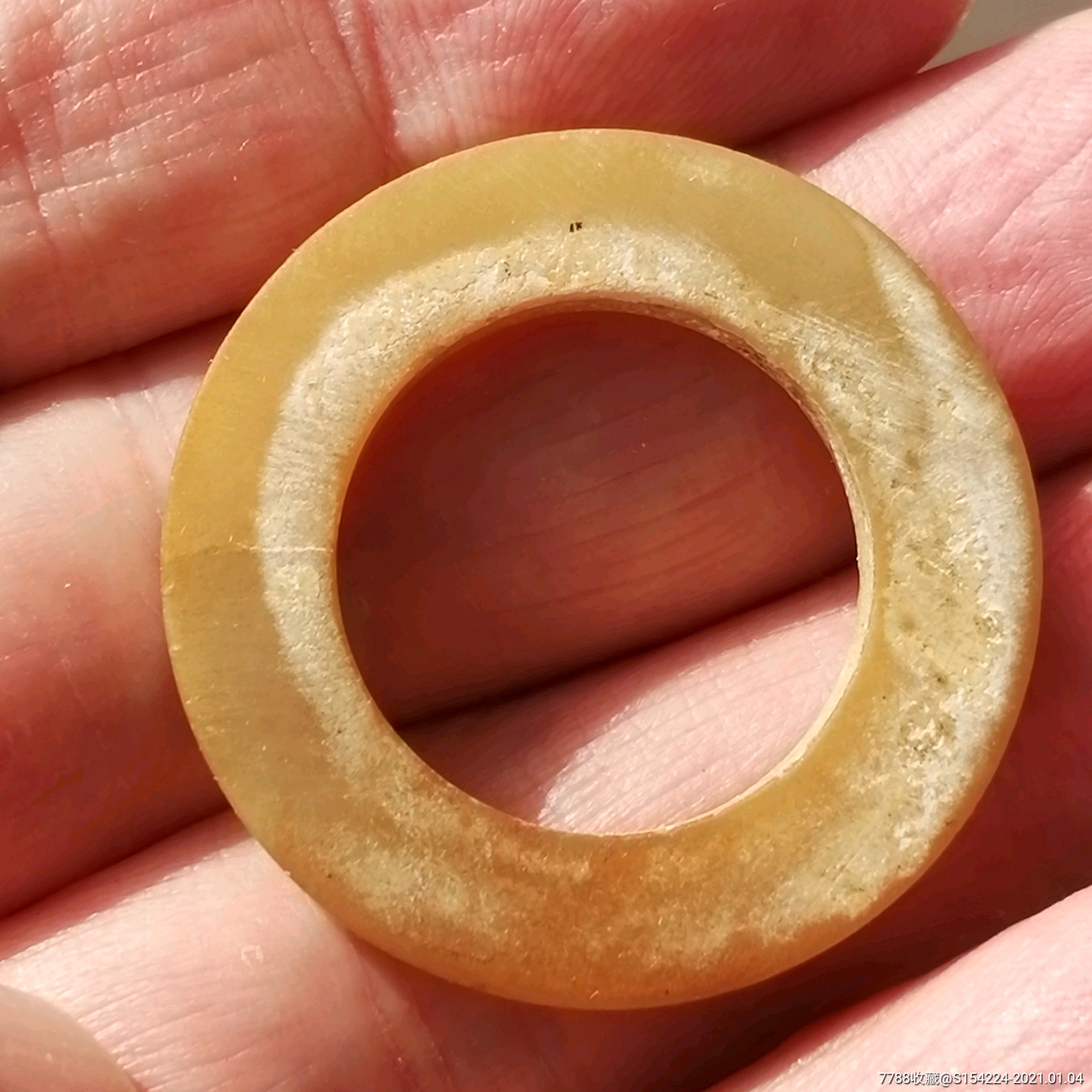 宋元时期袈裟环(玉环)