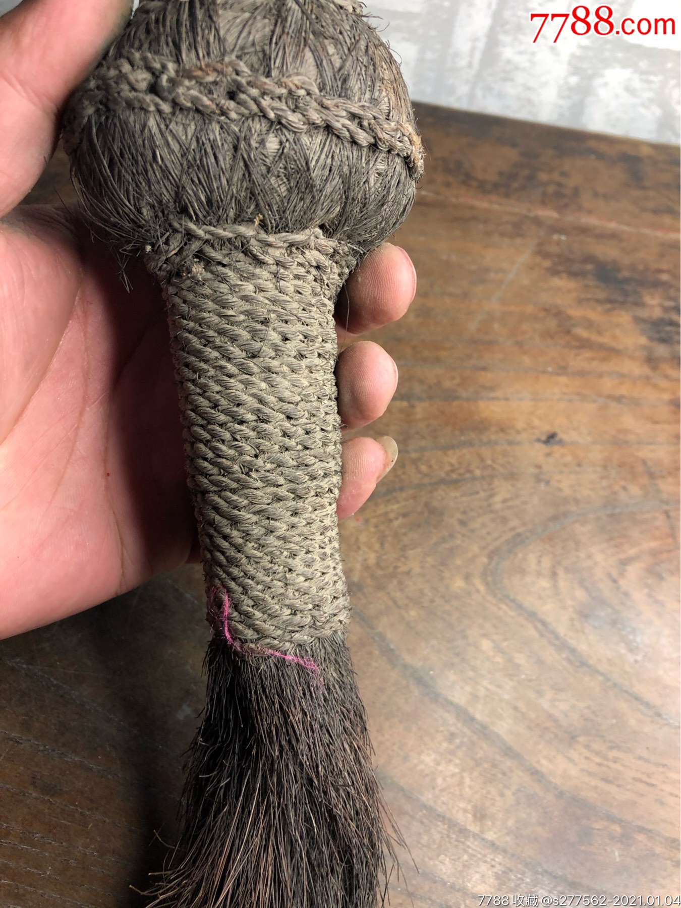 首页 零售 拂尘 >> 用棕榈编的一个类似毛笔一样的物件具体用途不行