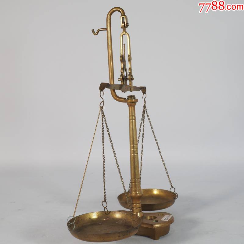 19世纪西洋古董黄铜天平秤带砝码套装商店店面摆件招财礼品怀旧