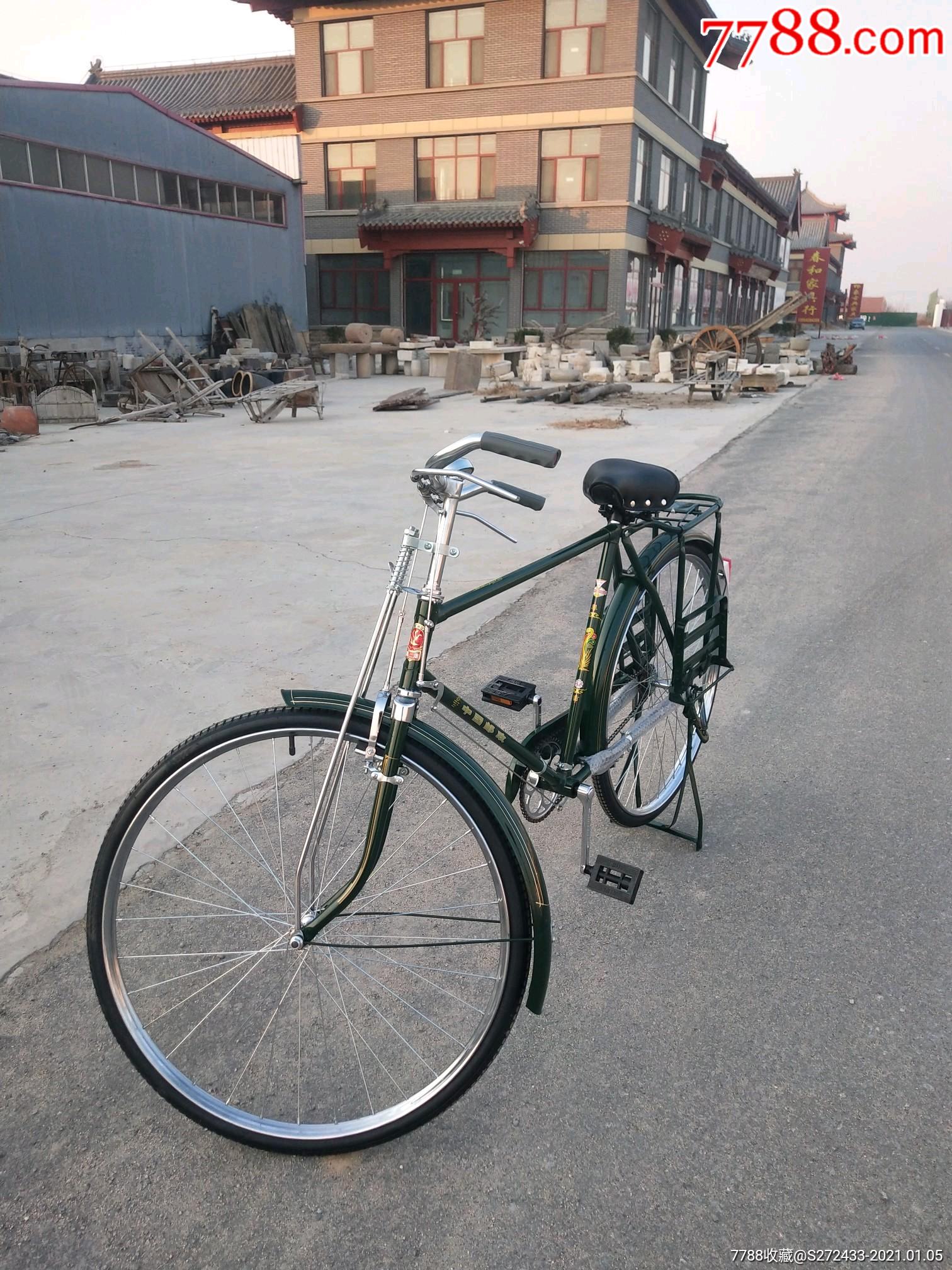 凤凰28军绿自行车中国邮政库存保存完整原车原件无修改品相如图