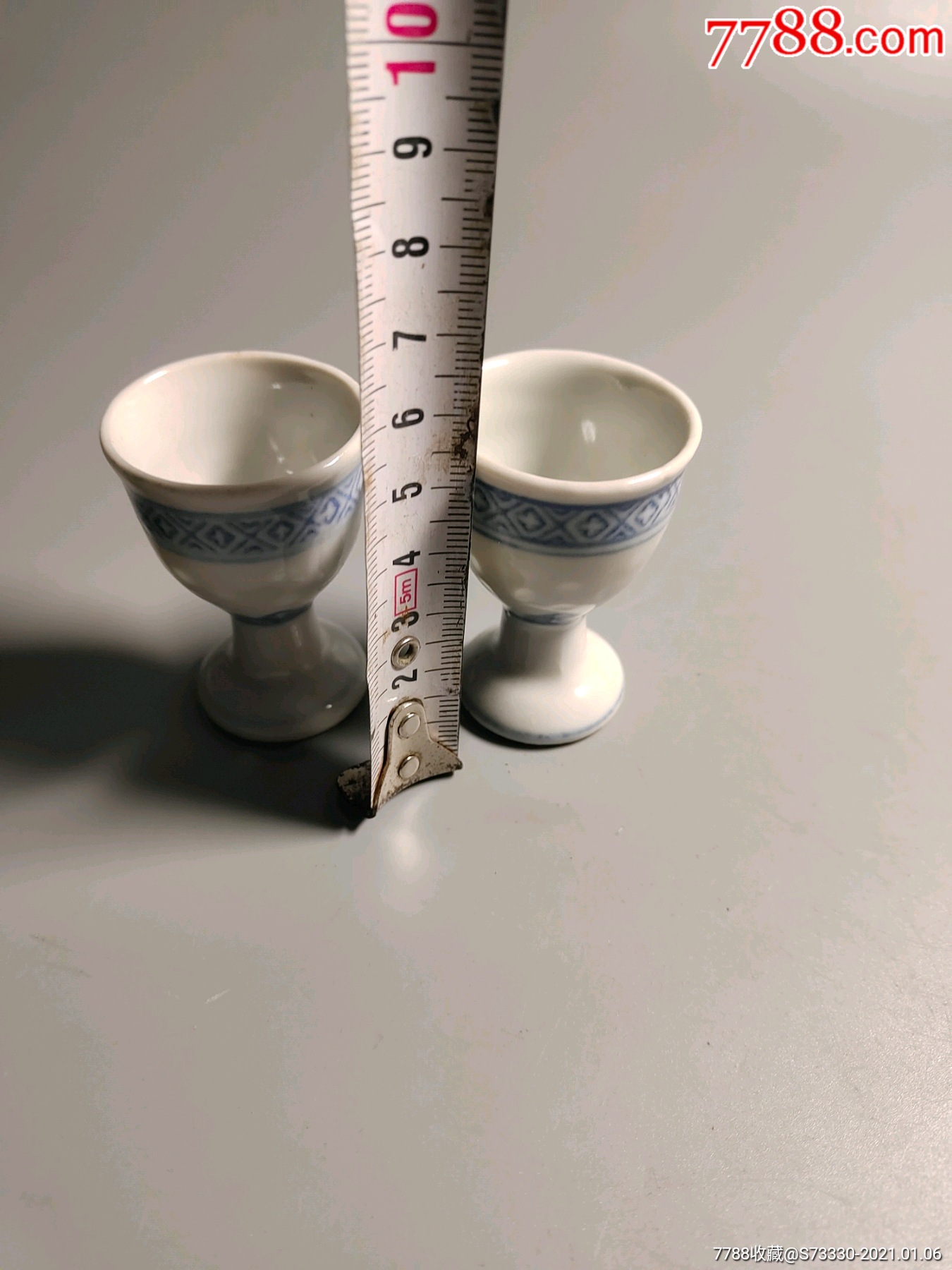 80年代青花玲珑高于小酒杯一对