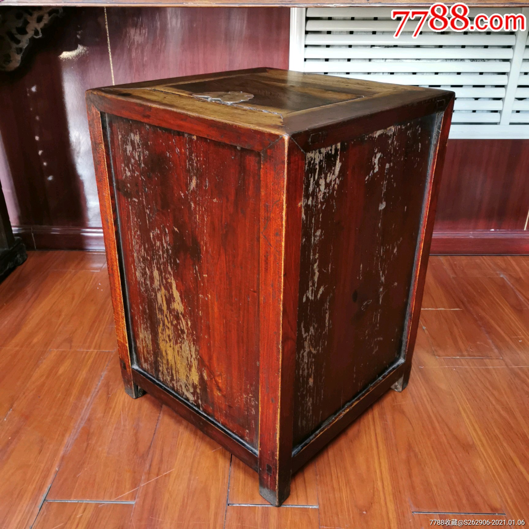 清代老榆木钱柜