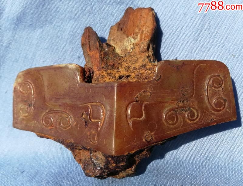 战国汉代玉剑饰玉剑档雕螭纹饕餮纹凸雕云纹其他为凹雕长6.4公分