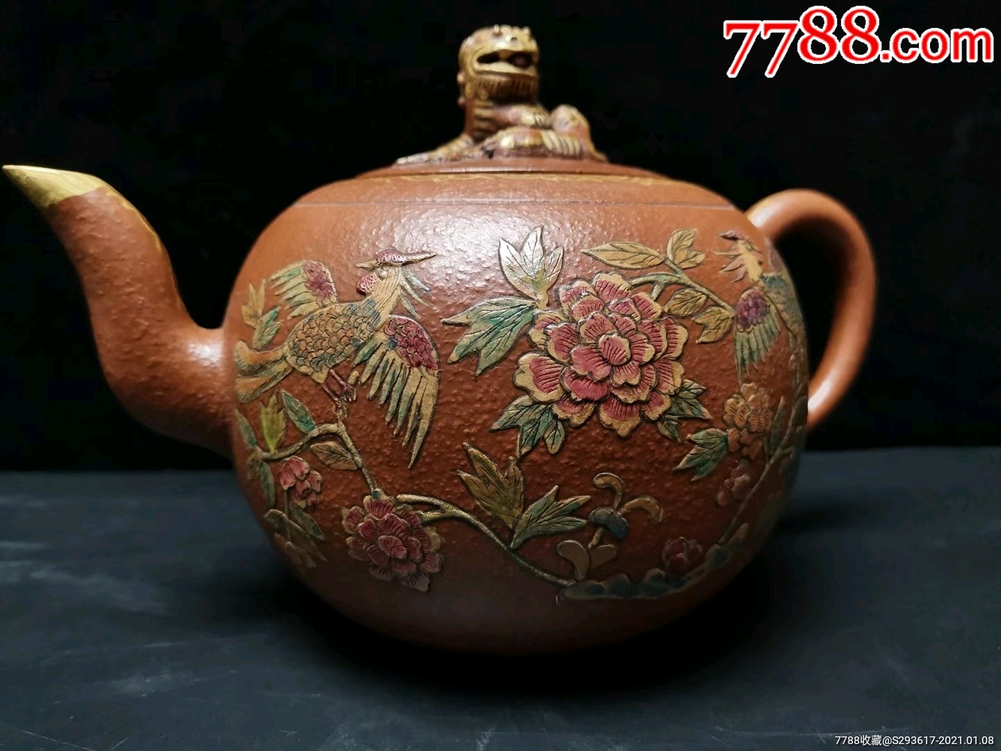 精品紫砂壶款识:福记工艺:手工制作,泥刻彩绘描金砂料:原矿芝麻段