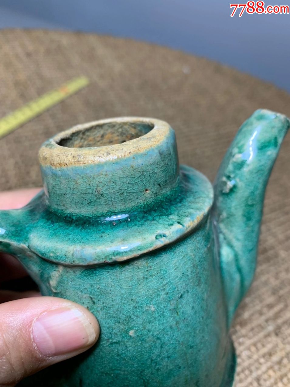 晚清民国时期老石湾窑开片孔雀绿釉水壶