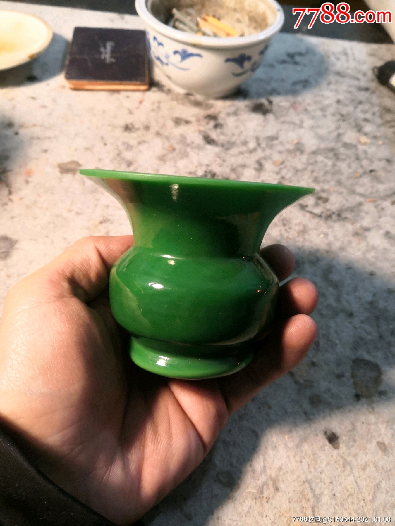 民国仁昌永翠绿料器渣斗全品相带原装标签