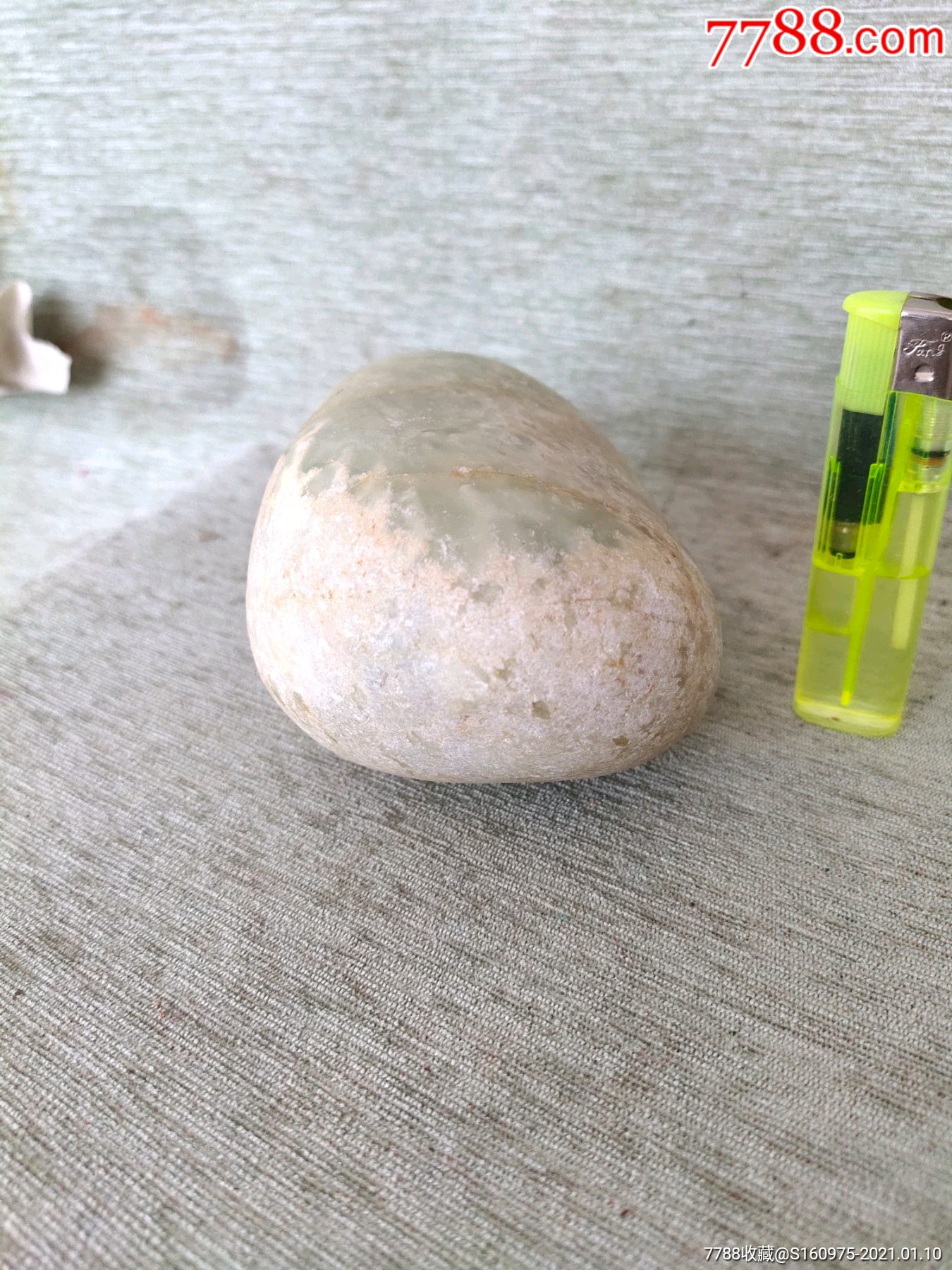 漂亮岫玉籽料,12*8*7cm,重1026克