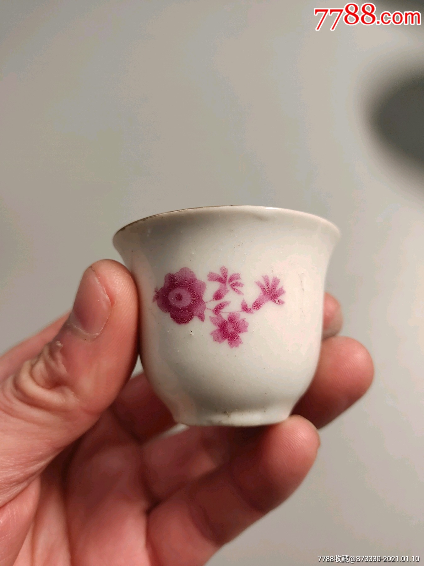 文革红花小酒杯一只_第1张_7788陶瓷