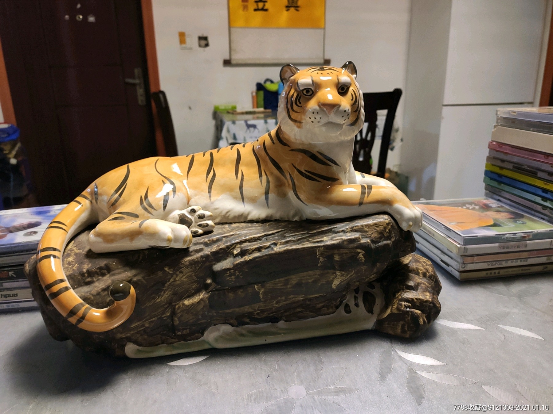 宜兴美陶老虎摆件