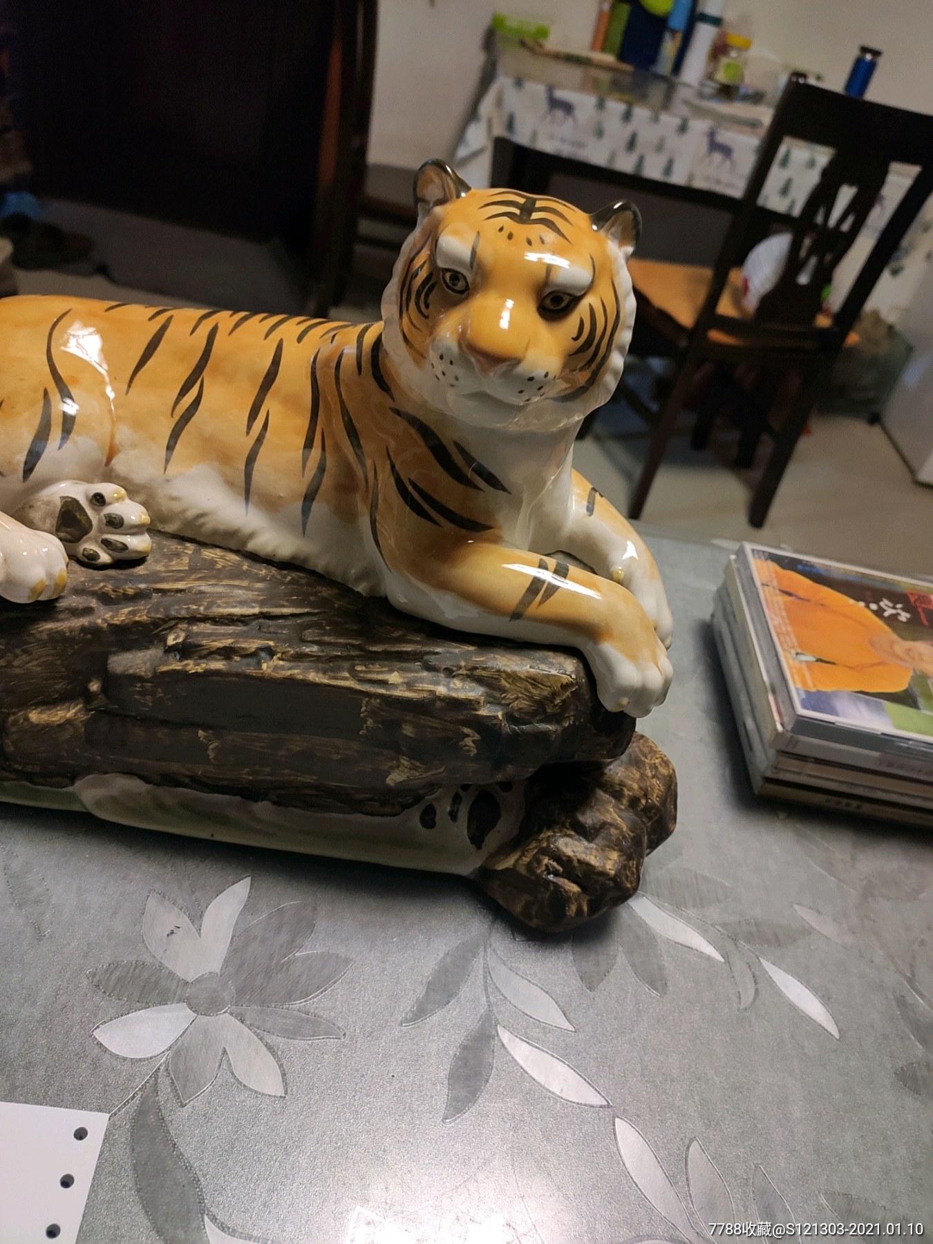 宜兴美陶老虎摆件