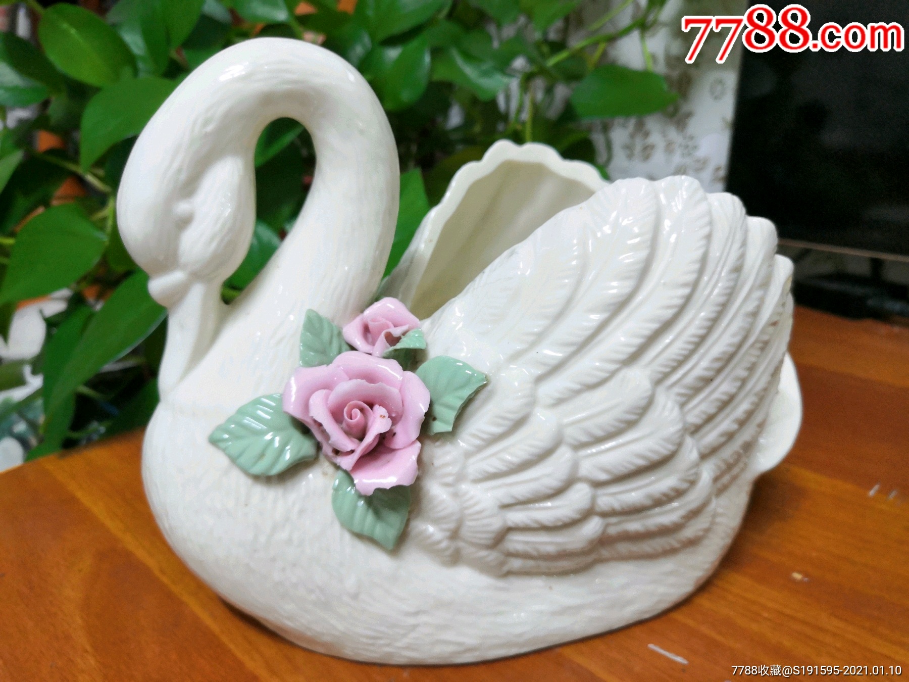 瓷鹅摆件