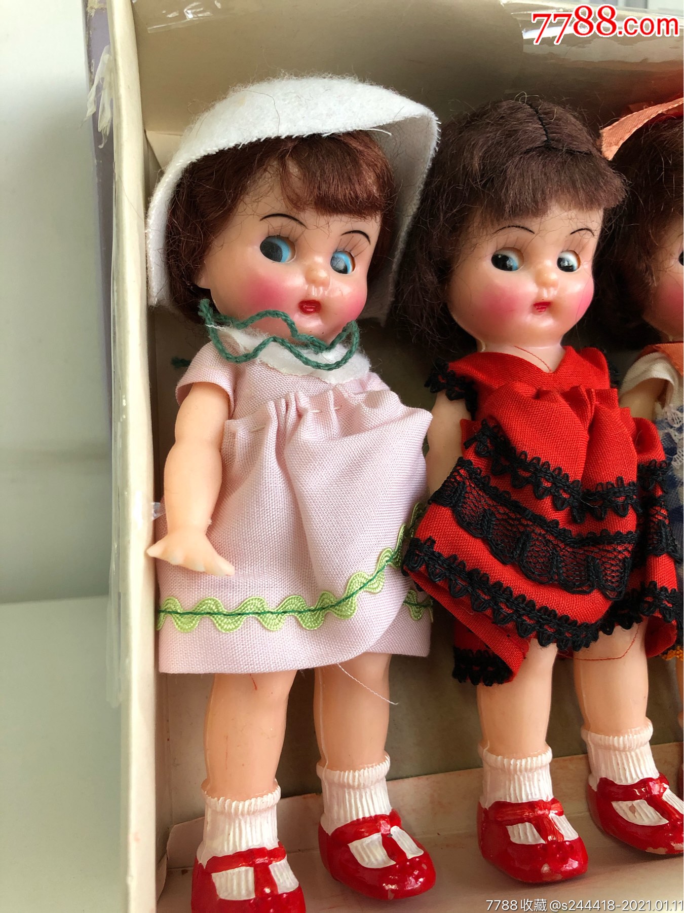 香港产民族娃娃塑料玩具文革时期