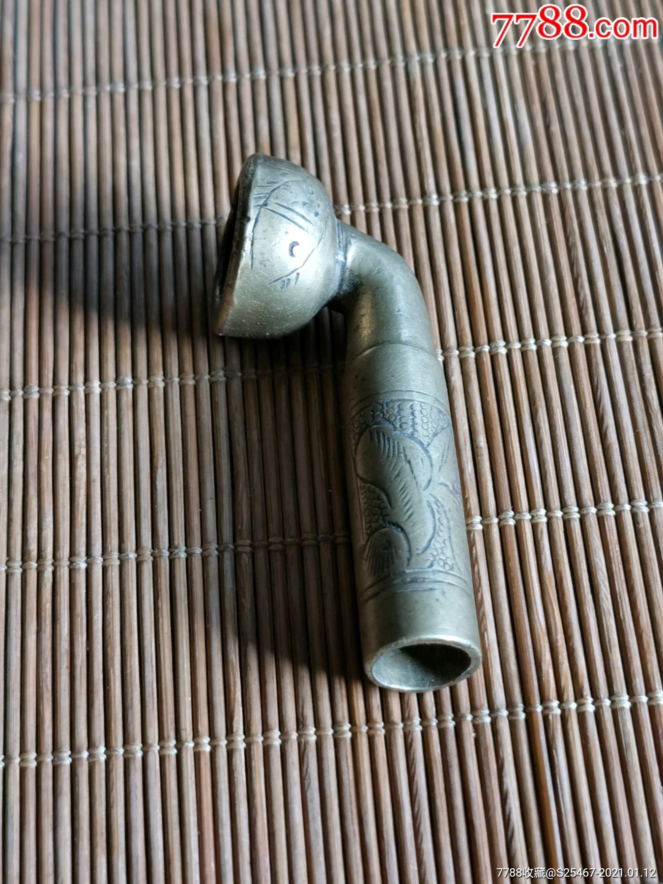 铜雕花烟锅头
