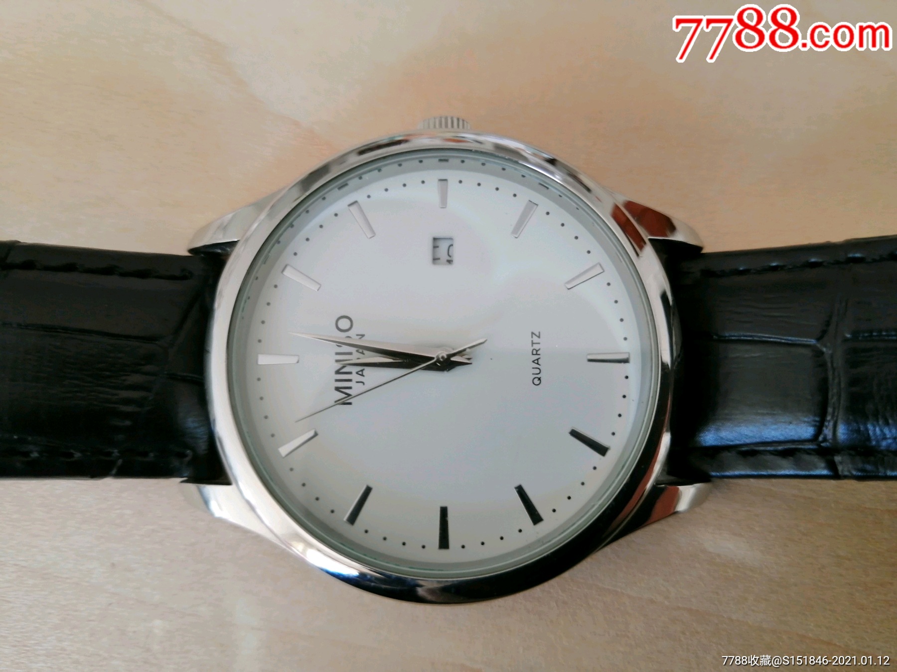 miniso名创优品2017年产电池石英手表一只运行功能完好皮表带背