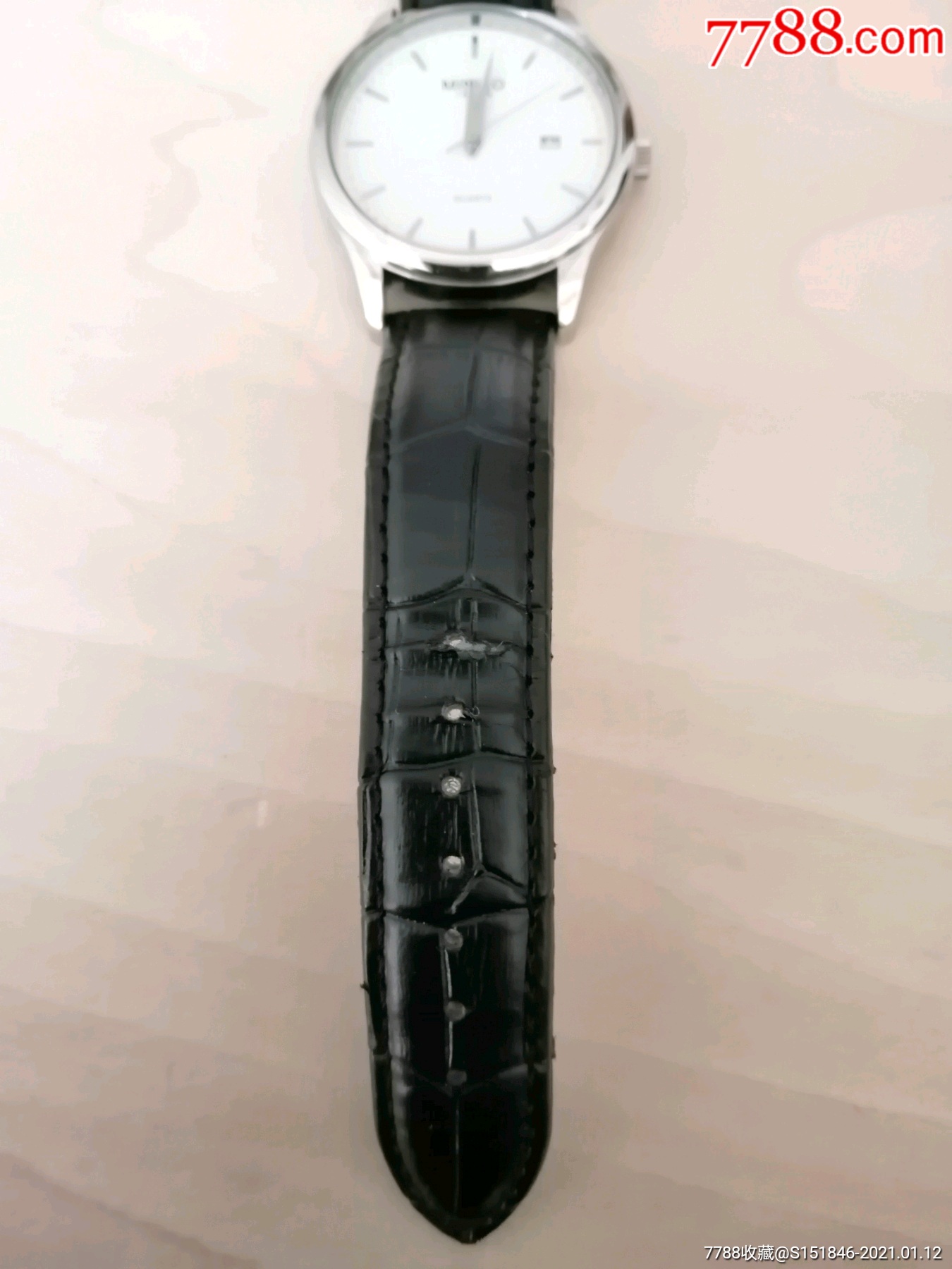 miniso名创优品2017年产电池石英手表一只运行功能完好皮表带背